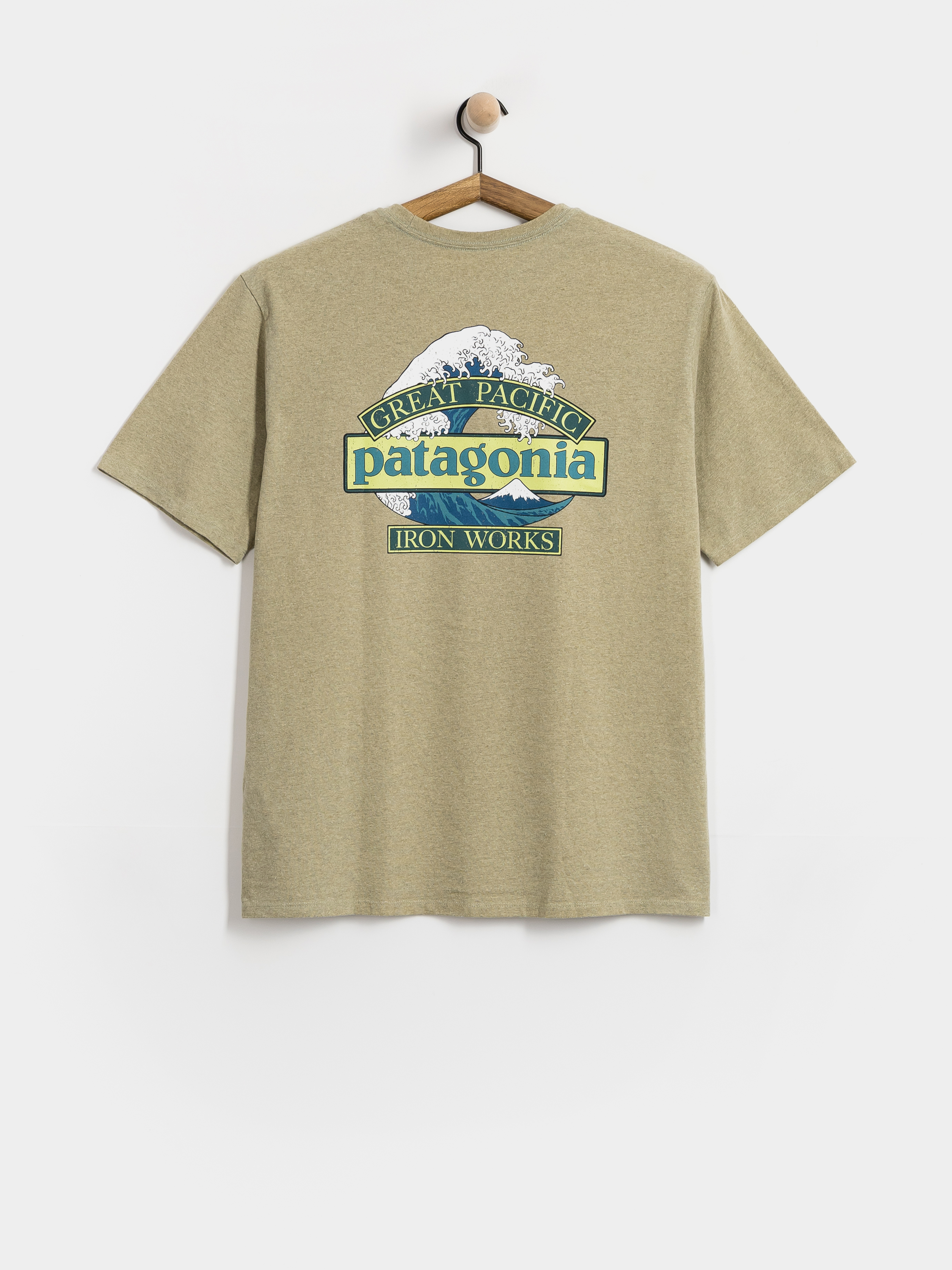 Tricou Patagonia Great Waves (gumtree green)