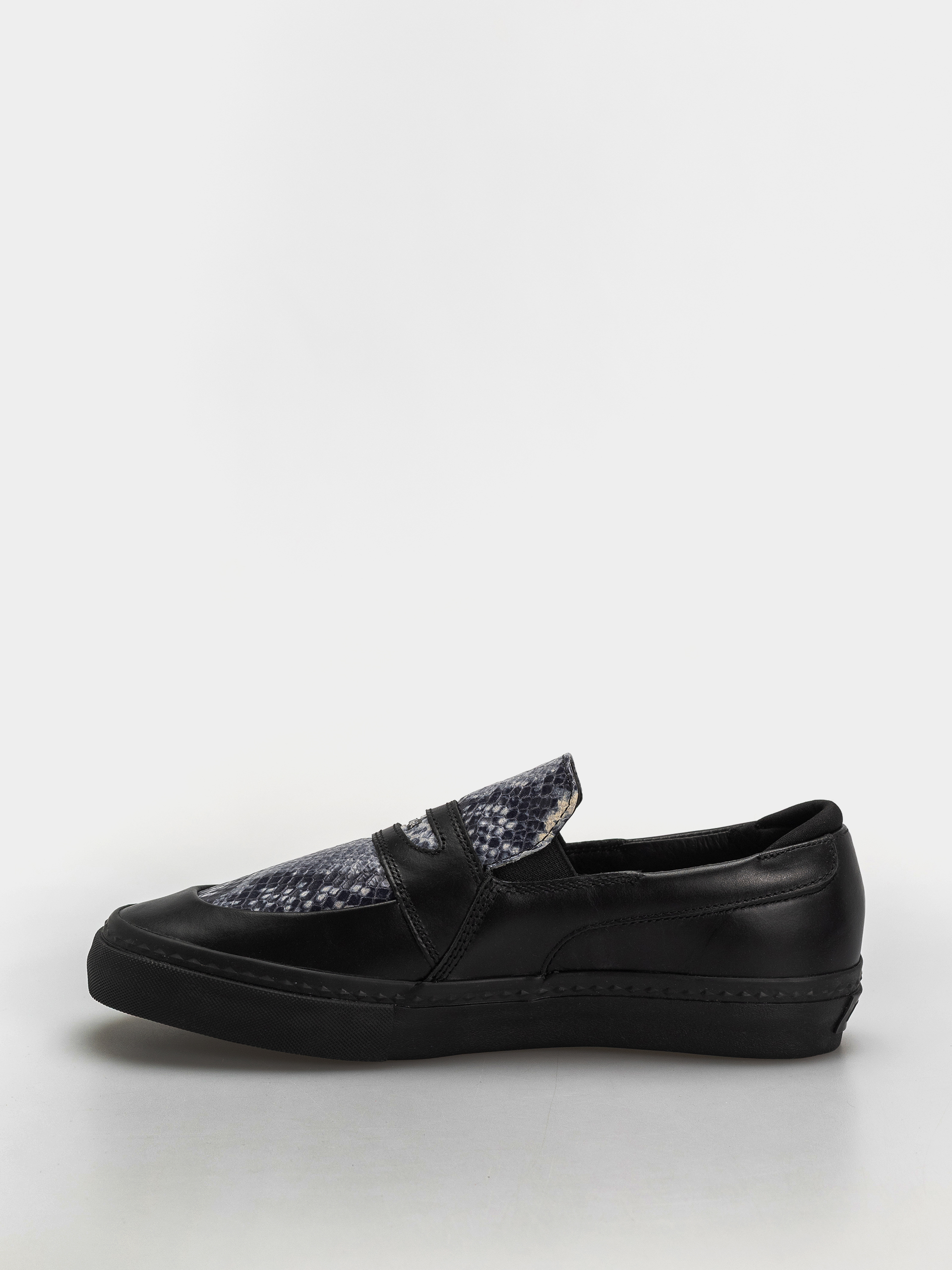 Pantofi Globe Liaizon (wasted talent black/snake)