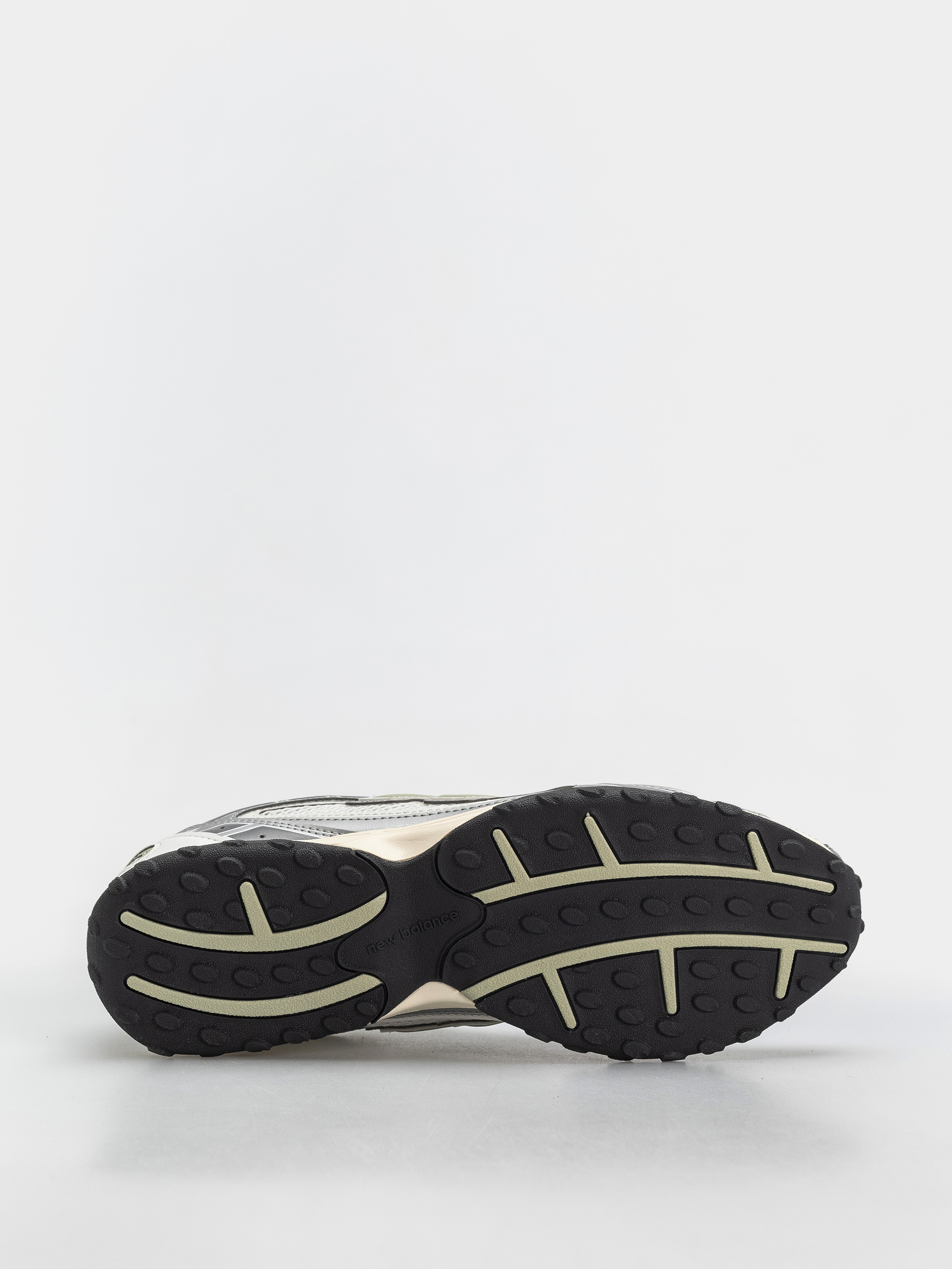 Pantofi New Balance 204 (silver metallic/garter snake swb)
