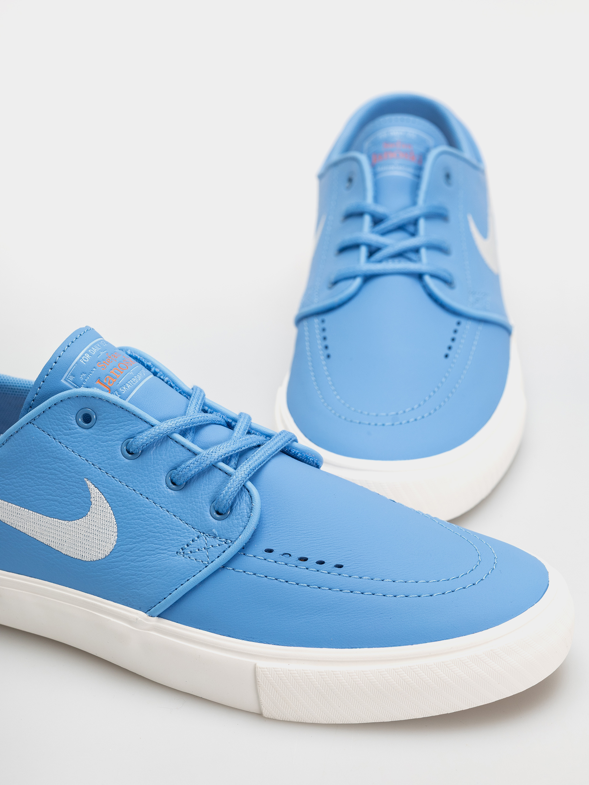 Pantofi Nike SB Zoom Janoski OG+ ISO (university blue/sail university blue)