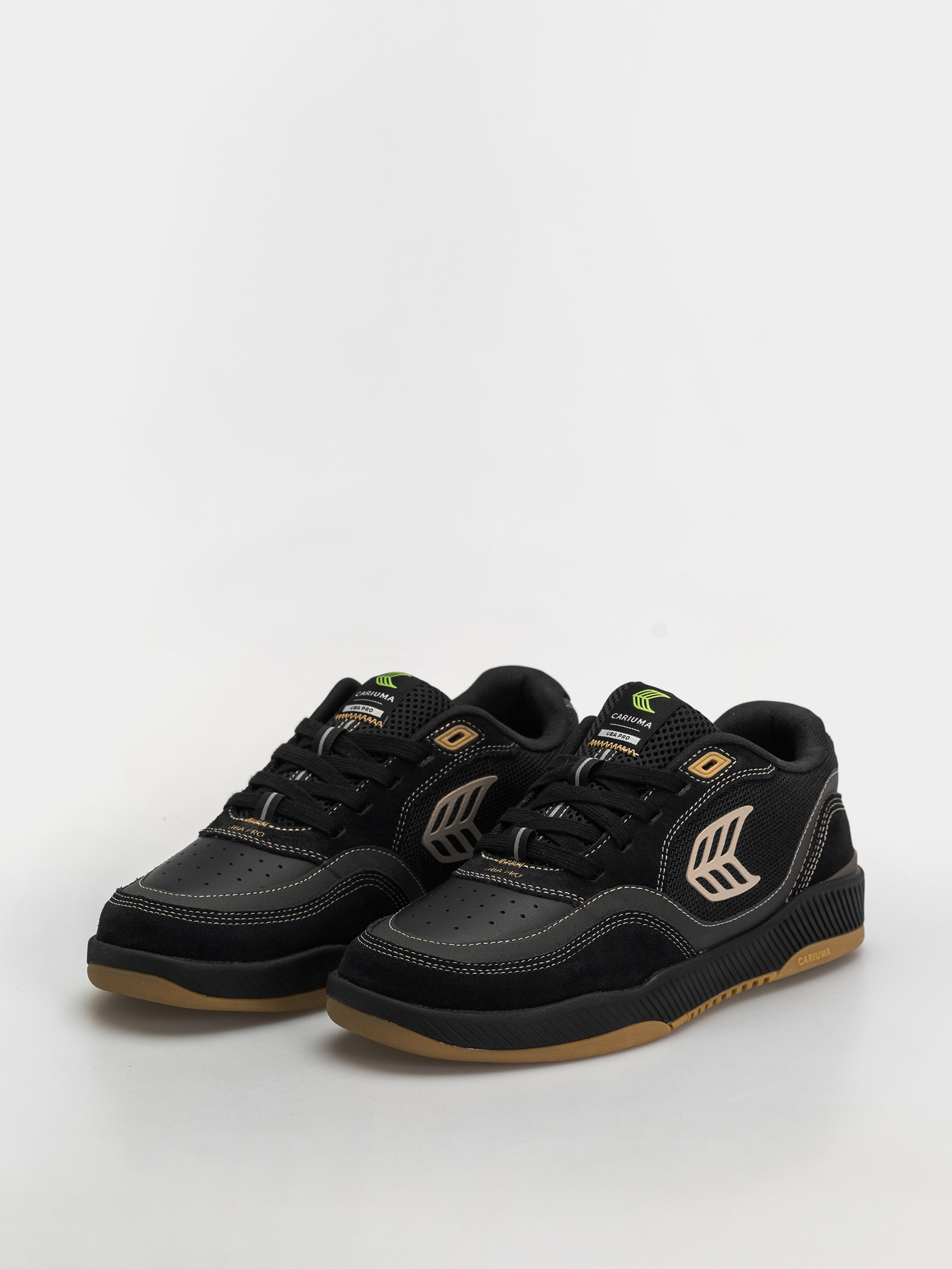Pantofi Cariuma Uba Pro (black suede and mesh silver cloud logo)