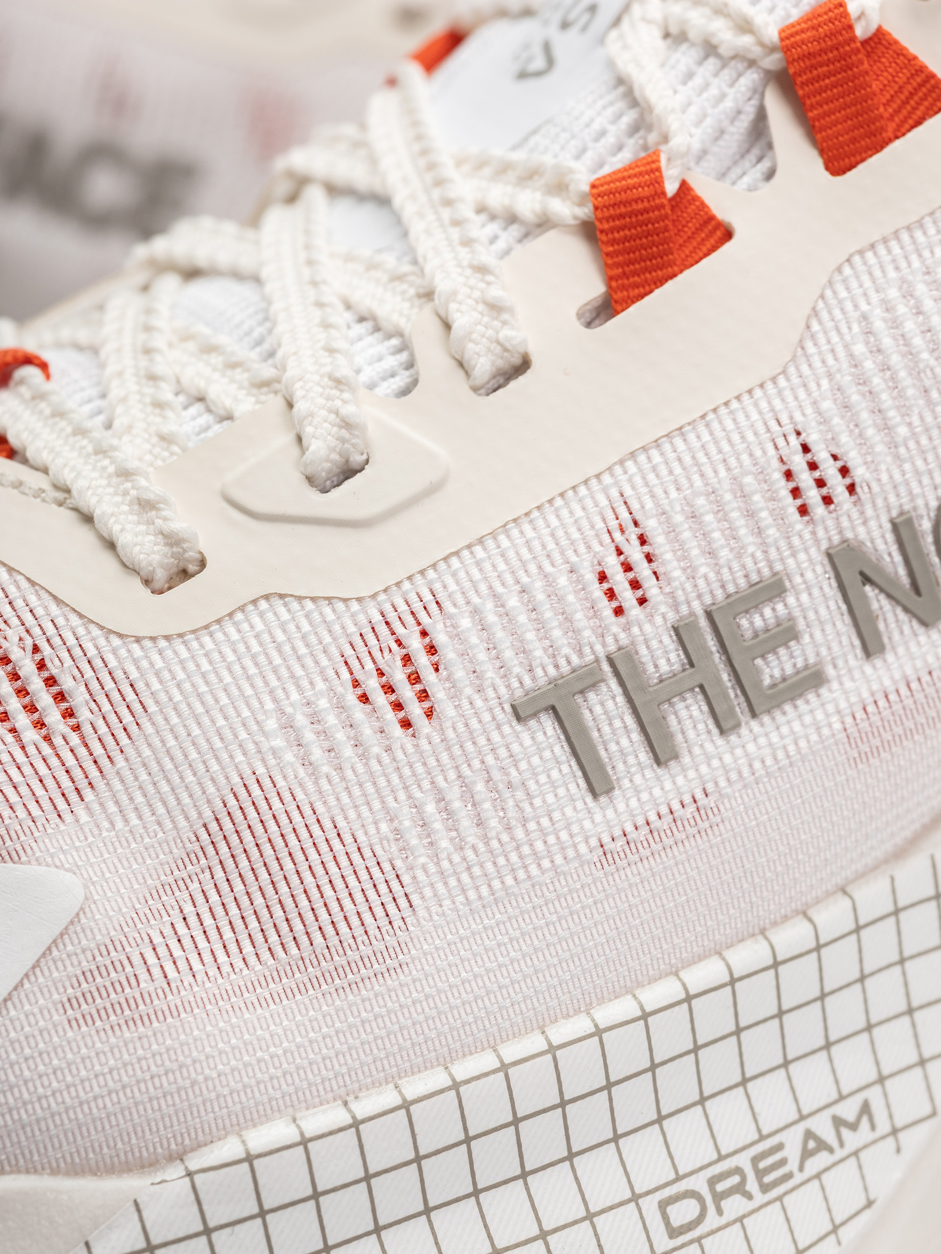 Pantofi The North Face Altamesa 500 V2 (tnf white/lava)