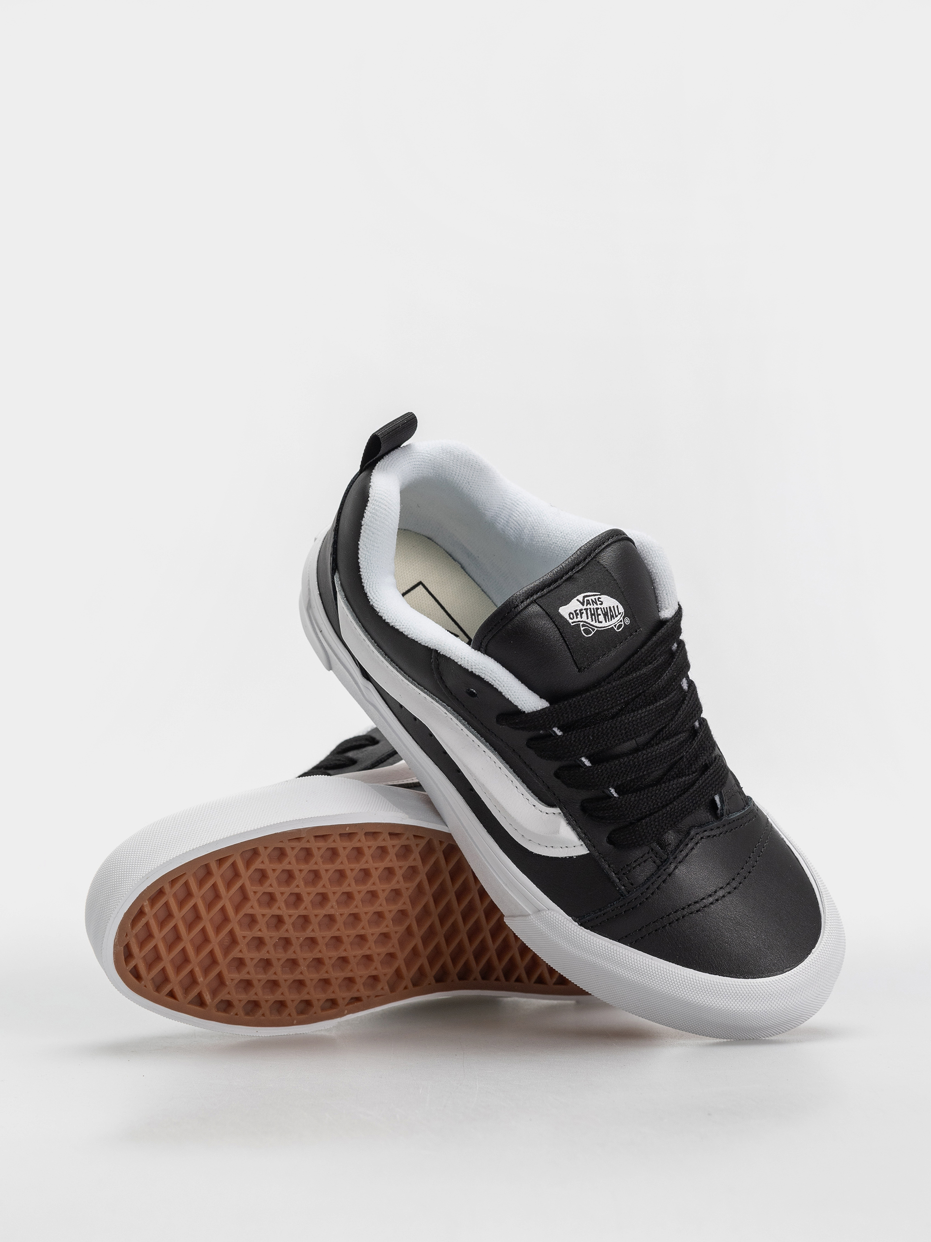 Pantofi Vans Knu Skool (black/true whit)
