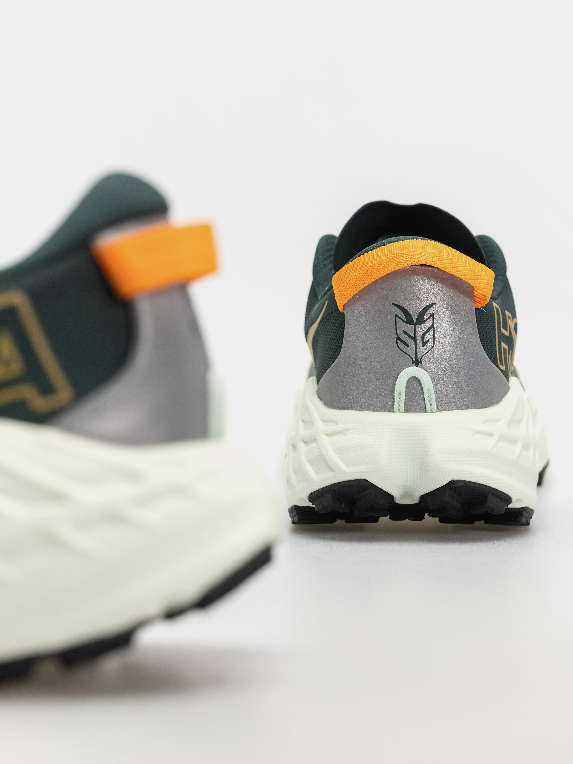 Pantofi Hoka Speedgoat 7 (bay leaf/sea glass)
