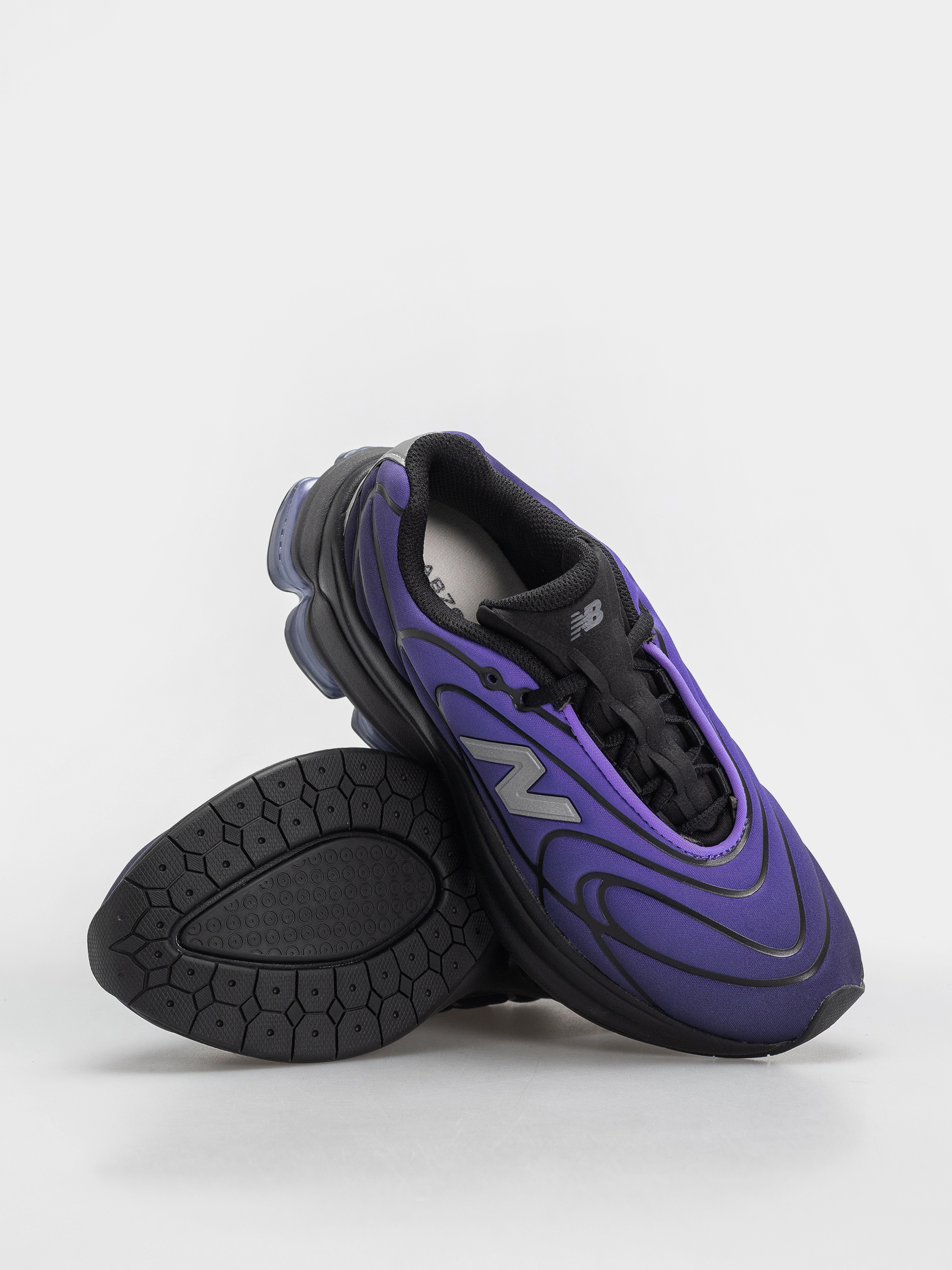 Pantofi New Balance 5030 (black/electric indigo)