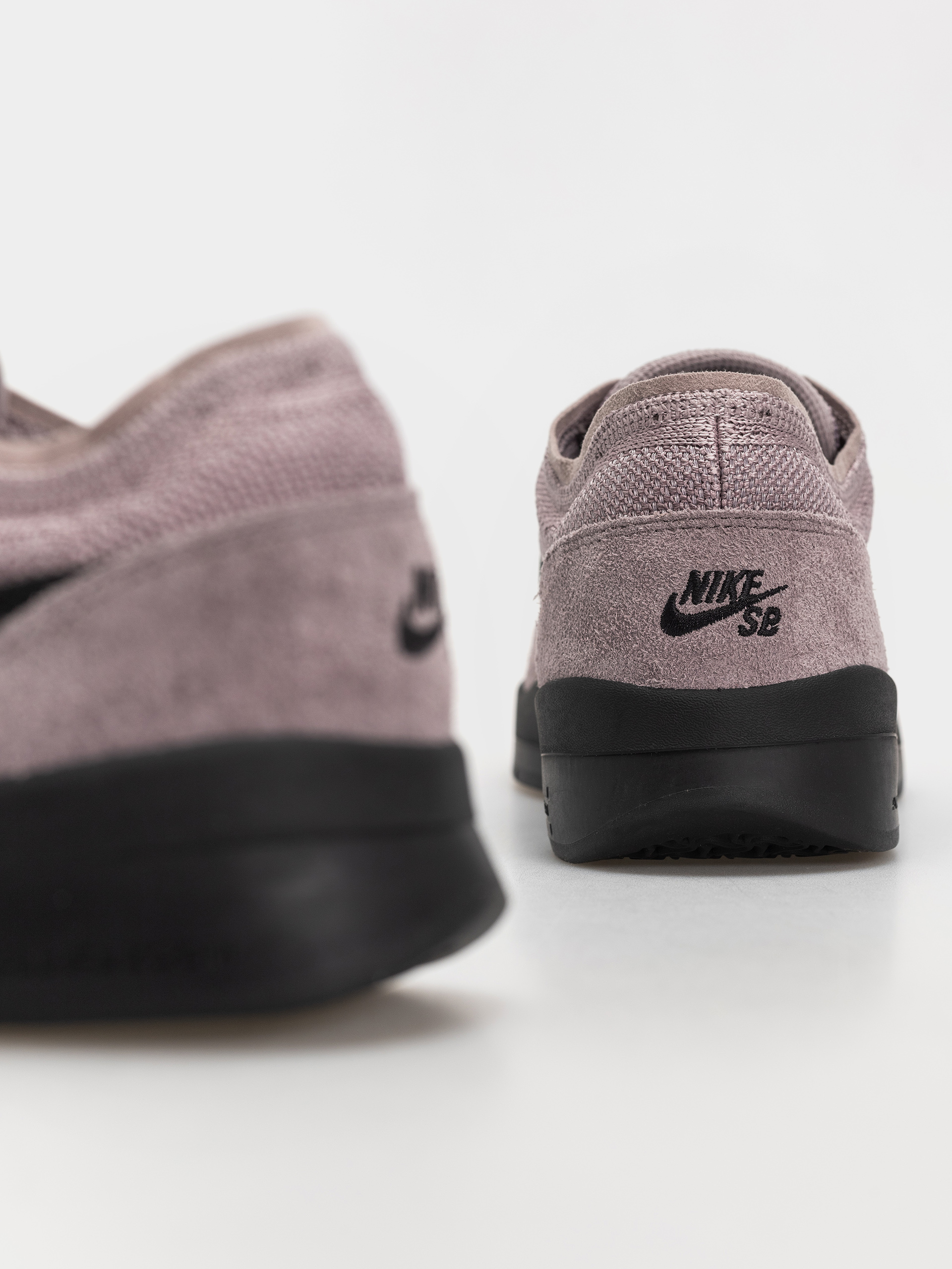 Pantofi Nike SB Ps8 (lt violet ore/black/purple smoke)