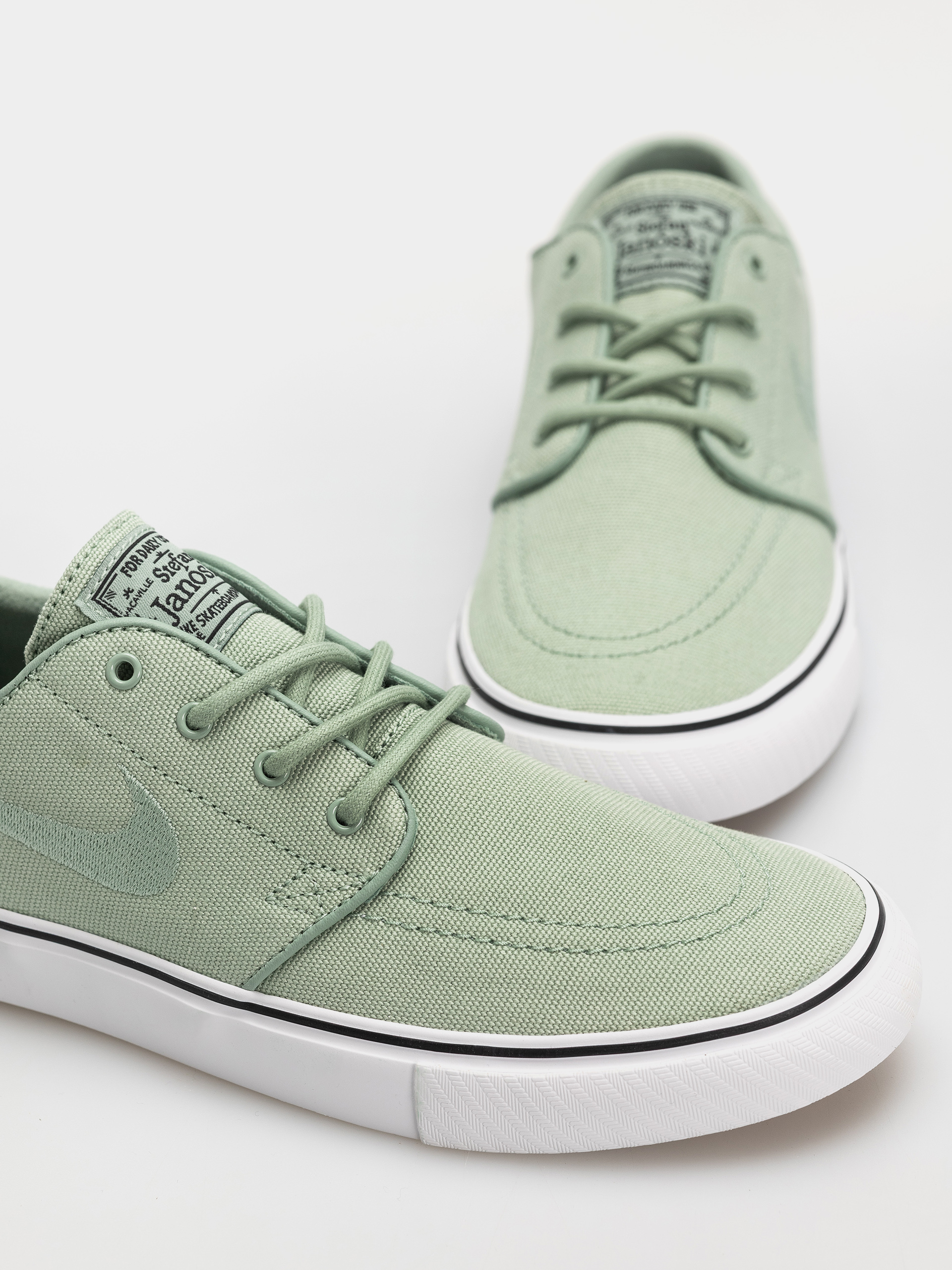 Pantofi Nike SB Zoom Janoski OG+ Canvas (steam/steam/white/gum light brown)