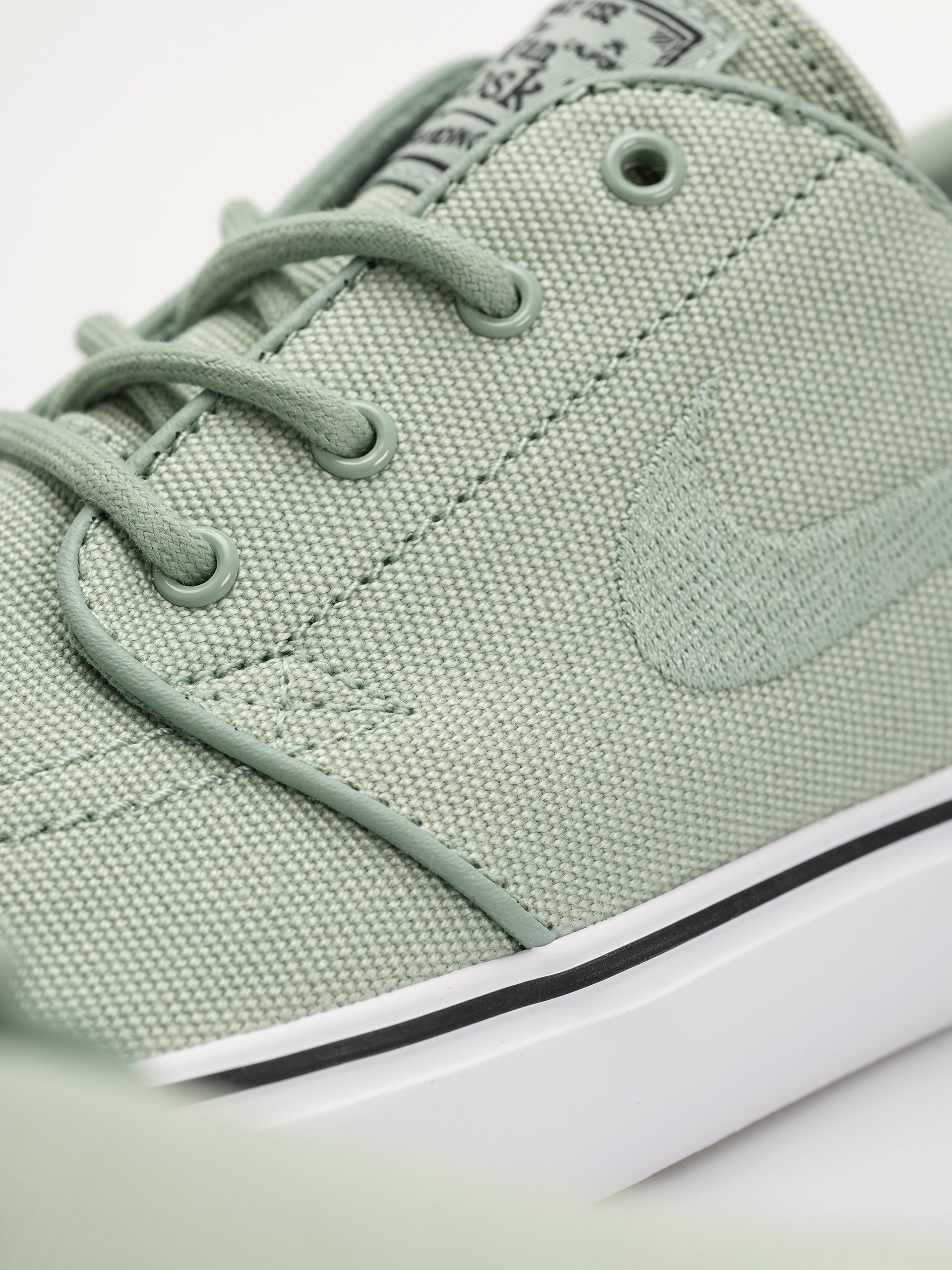 Pantofi Nike SB Zoom Janoski OG+ Canvas (steam/steam/white/gum light brown)