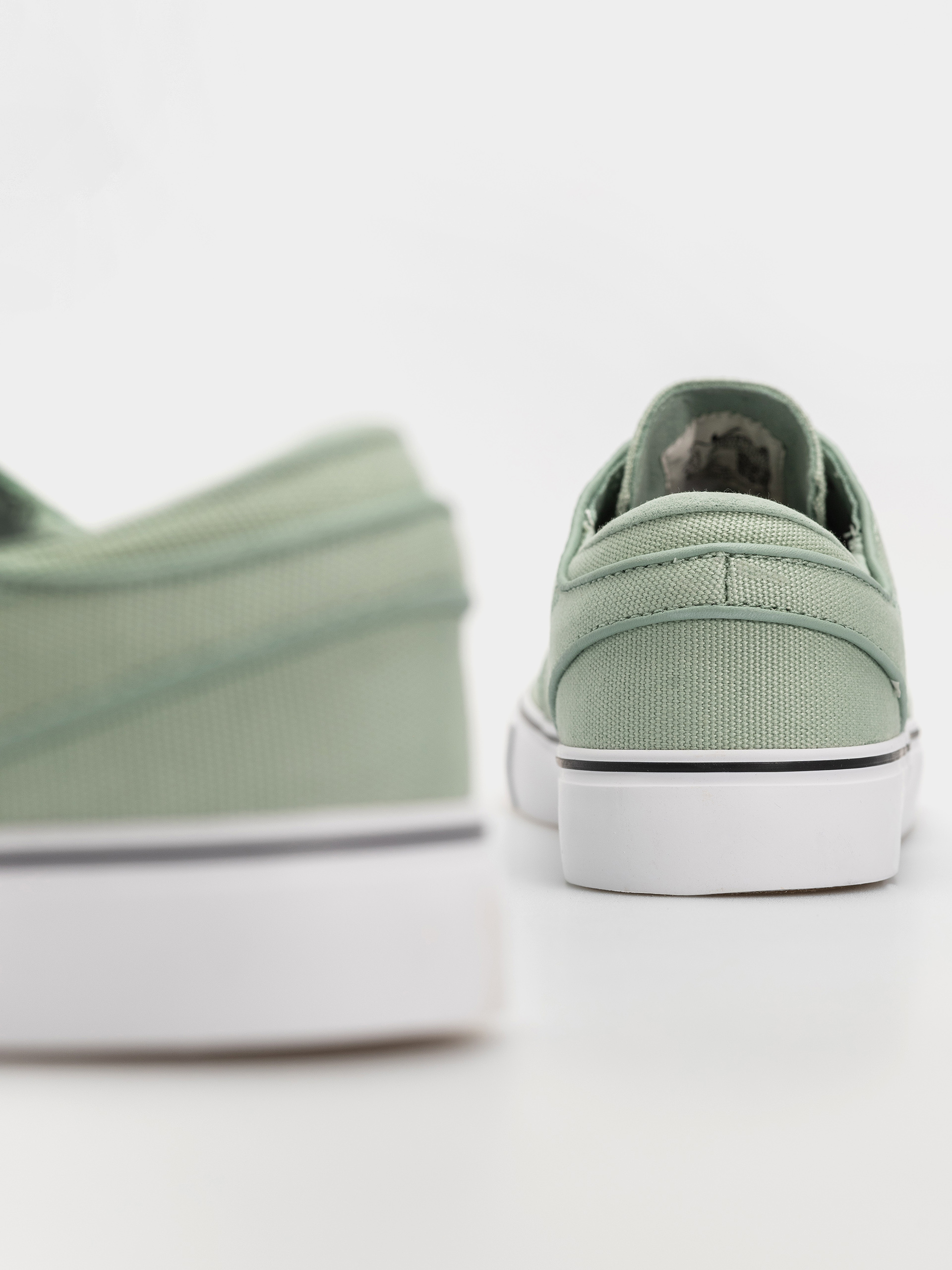 Pantofi Nike SB Zoom Janoski OG+ Canvas (steam/steam/white/gum light brown)