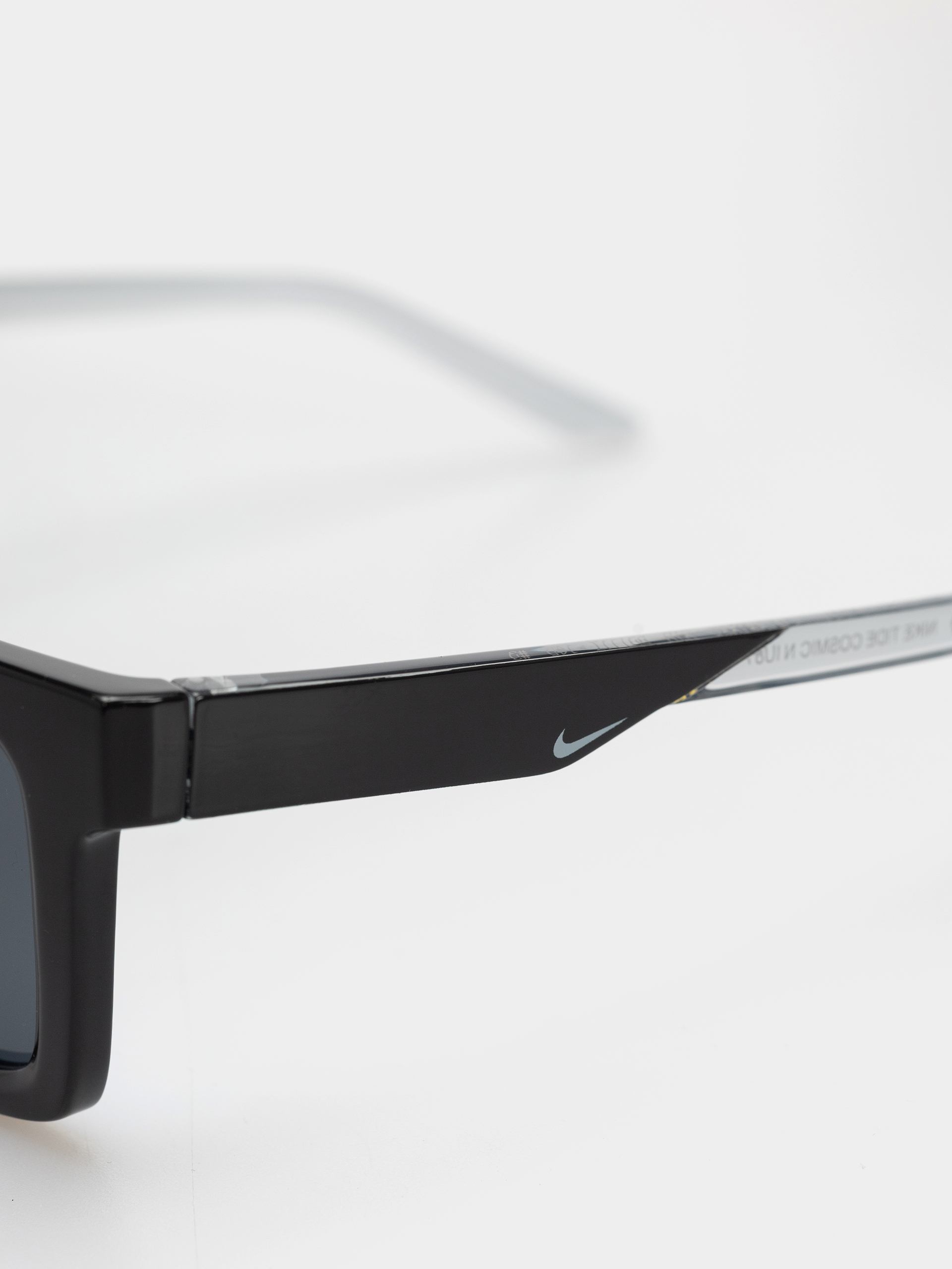 Ochelari de soare Nike Tide Cosmic (black/grey)