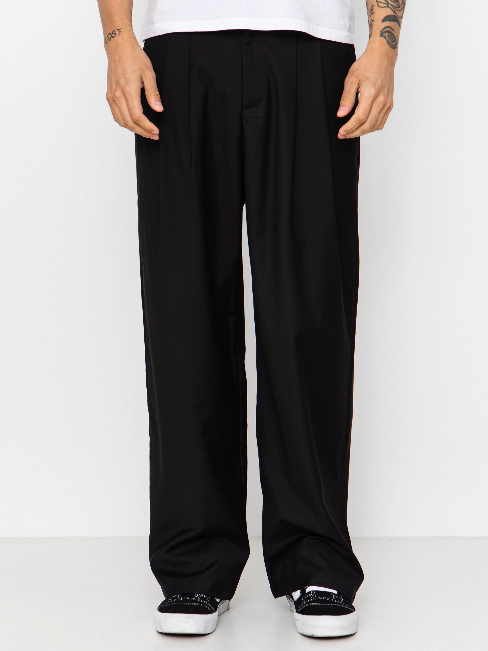 Pantaloni Wasted Paris Pleated (black)