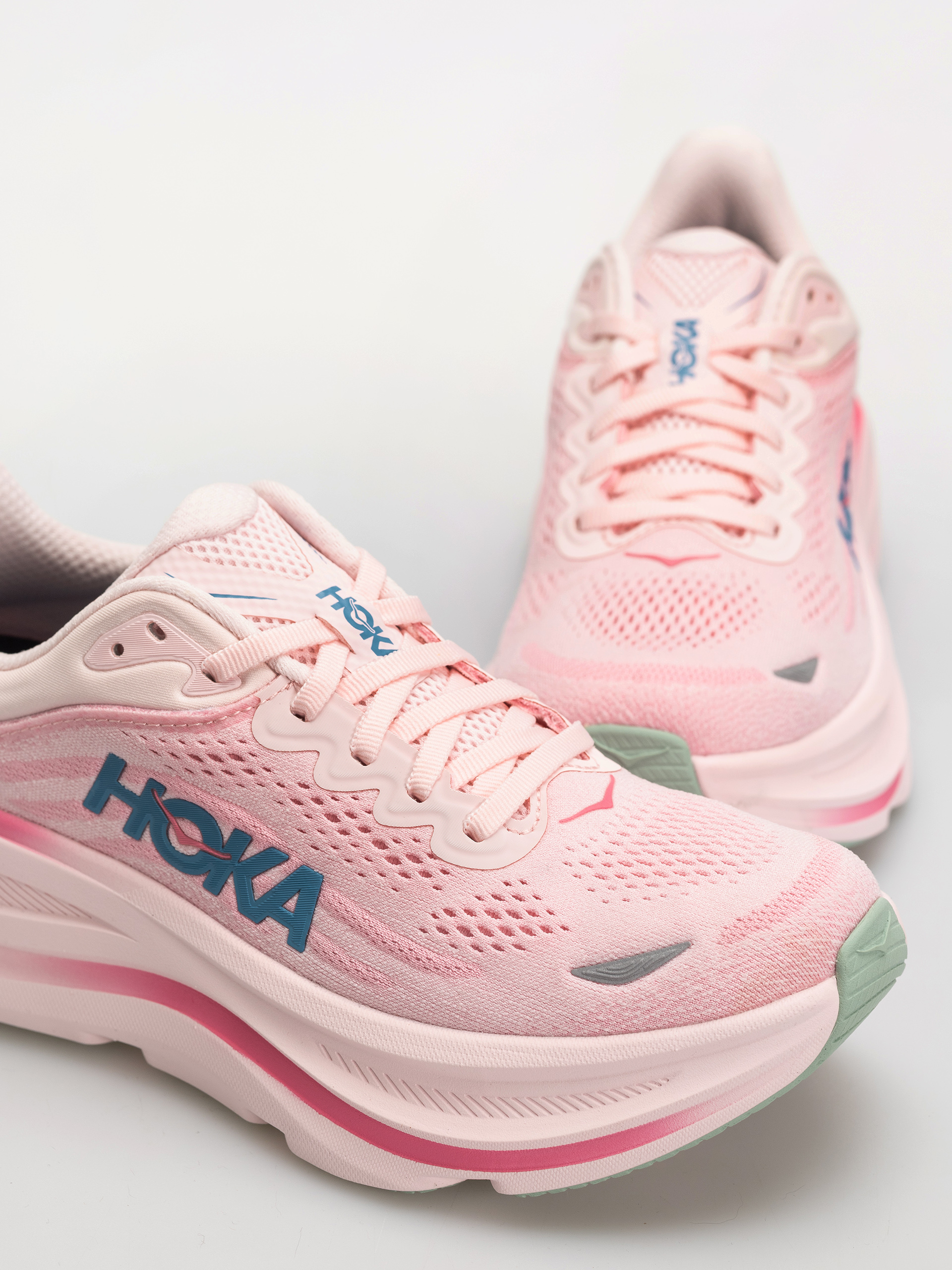 Pantofi Hoka Bondi 9 Wmn (rose tea/petal)