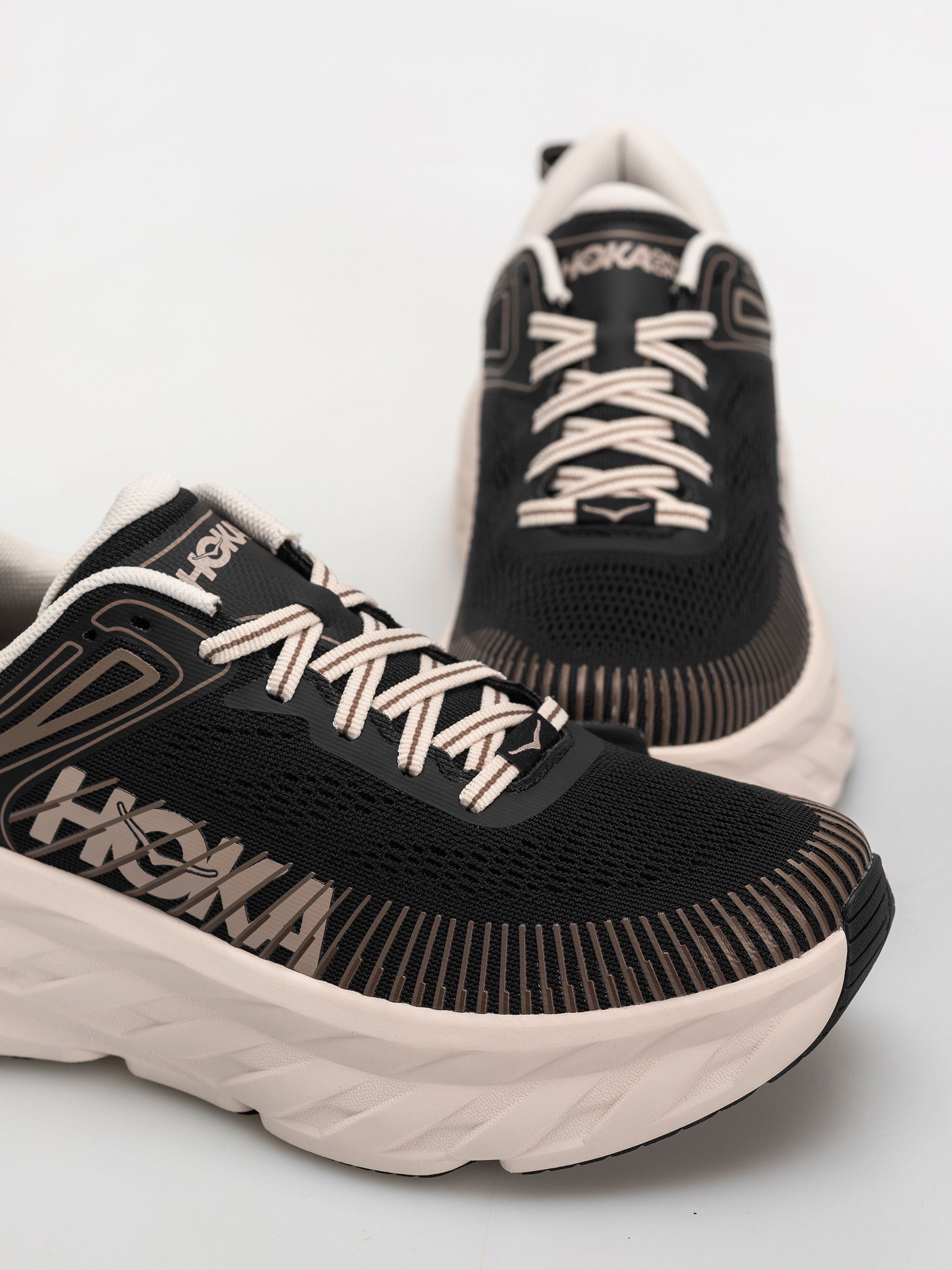 Pantofi Hoka Bondi 7 Wmn (black/rose cream)