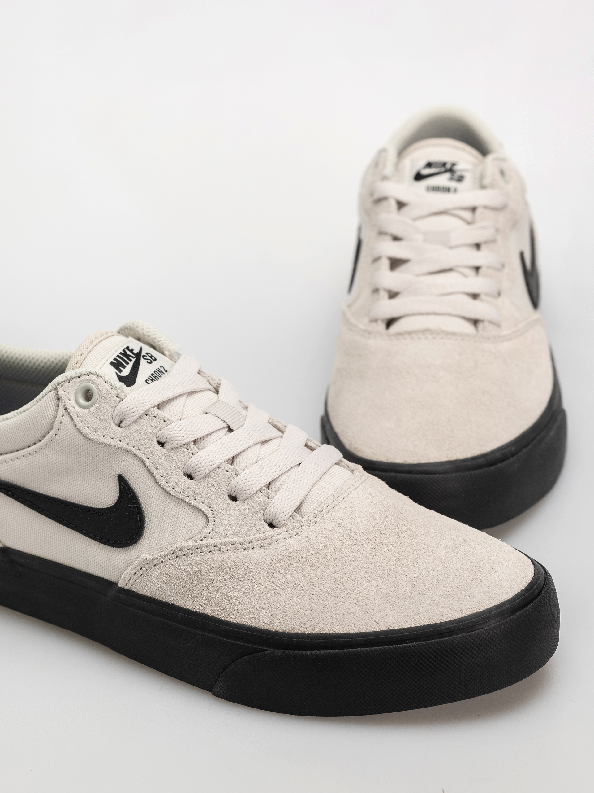 Pantofi Nike SB Chron 2 (light bone/black/light bone/black)