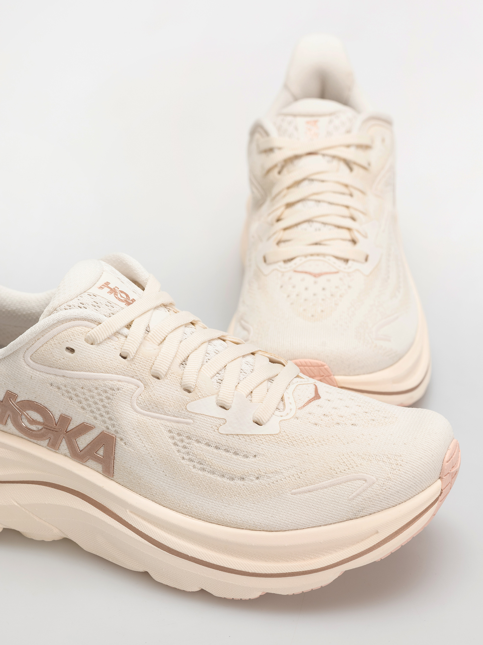Pantofi Hoka Clifton 10 Wmn (alabaster/rose gold)