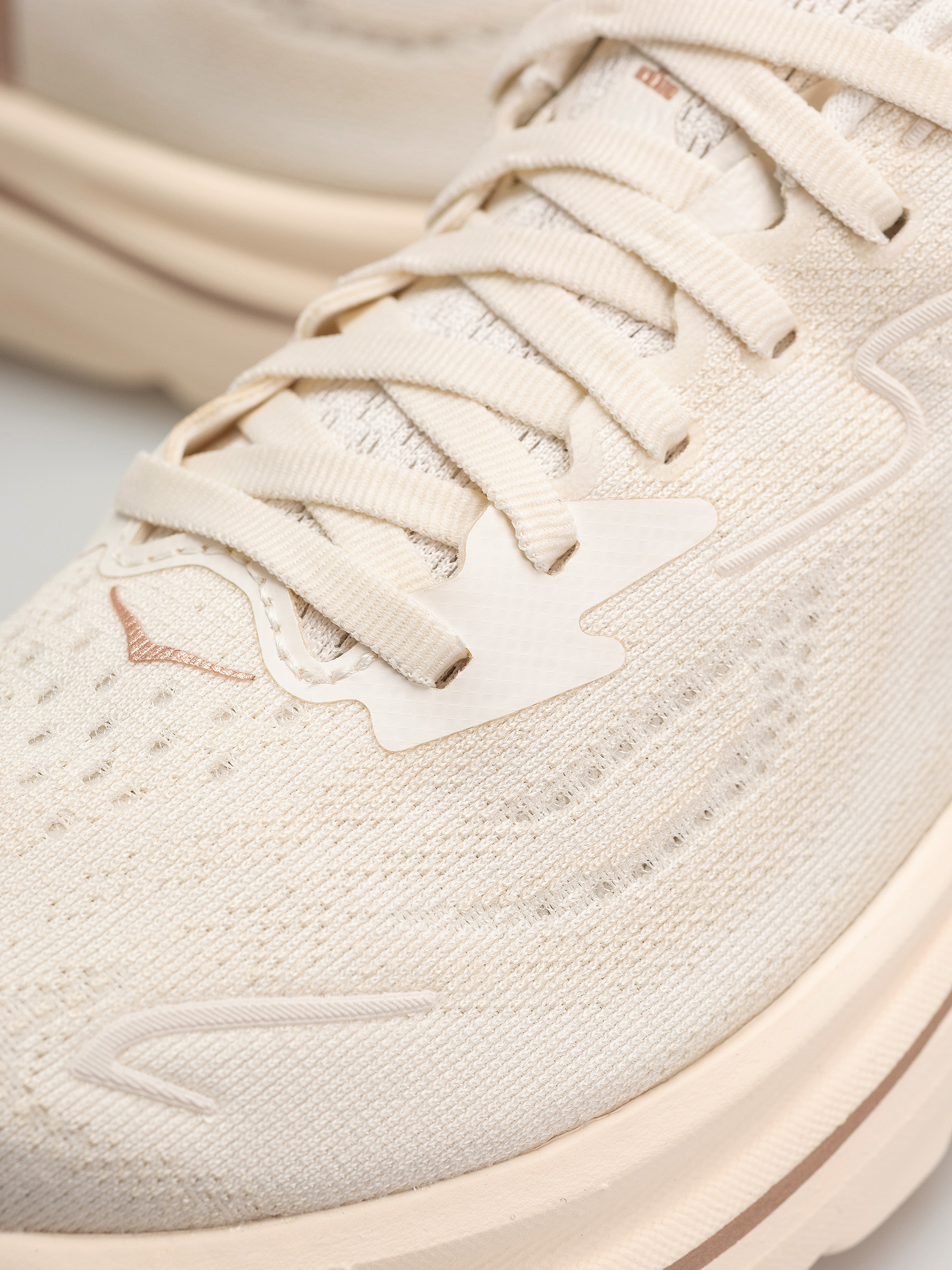 Pantofi Hoka Clifton 10 Wmn (alabaster/rose gold)