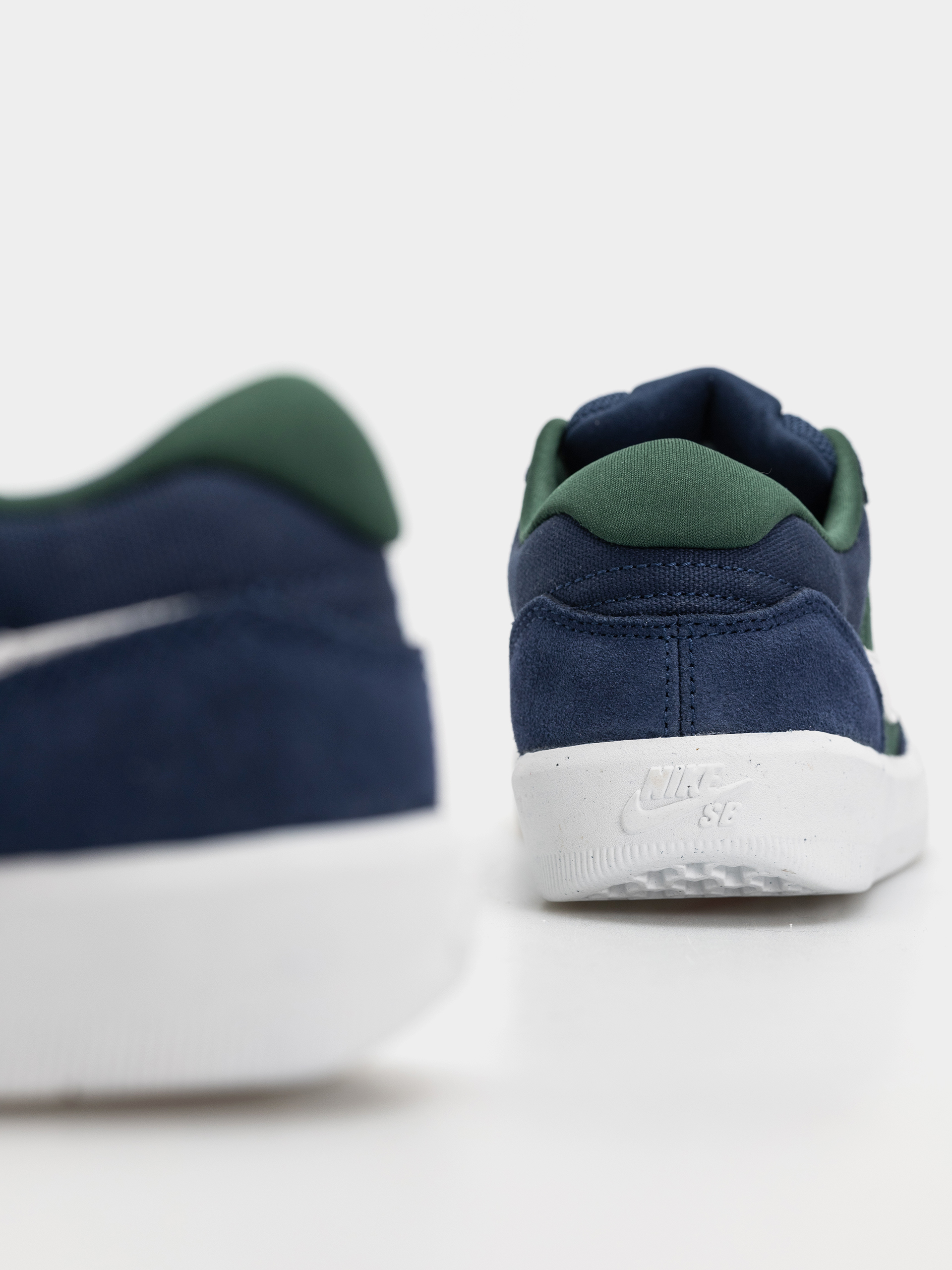 Pantofi Nike SB Force 58 (navy/summit white/noble green/white)