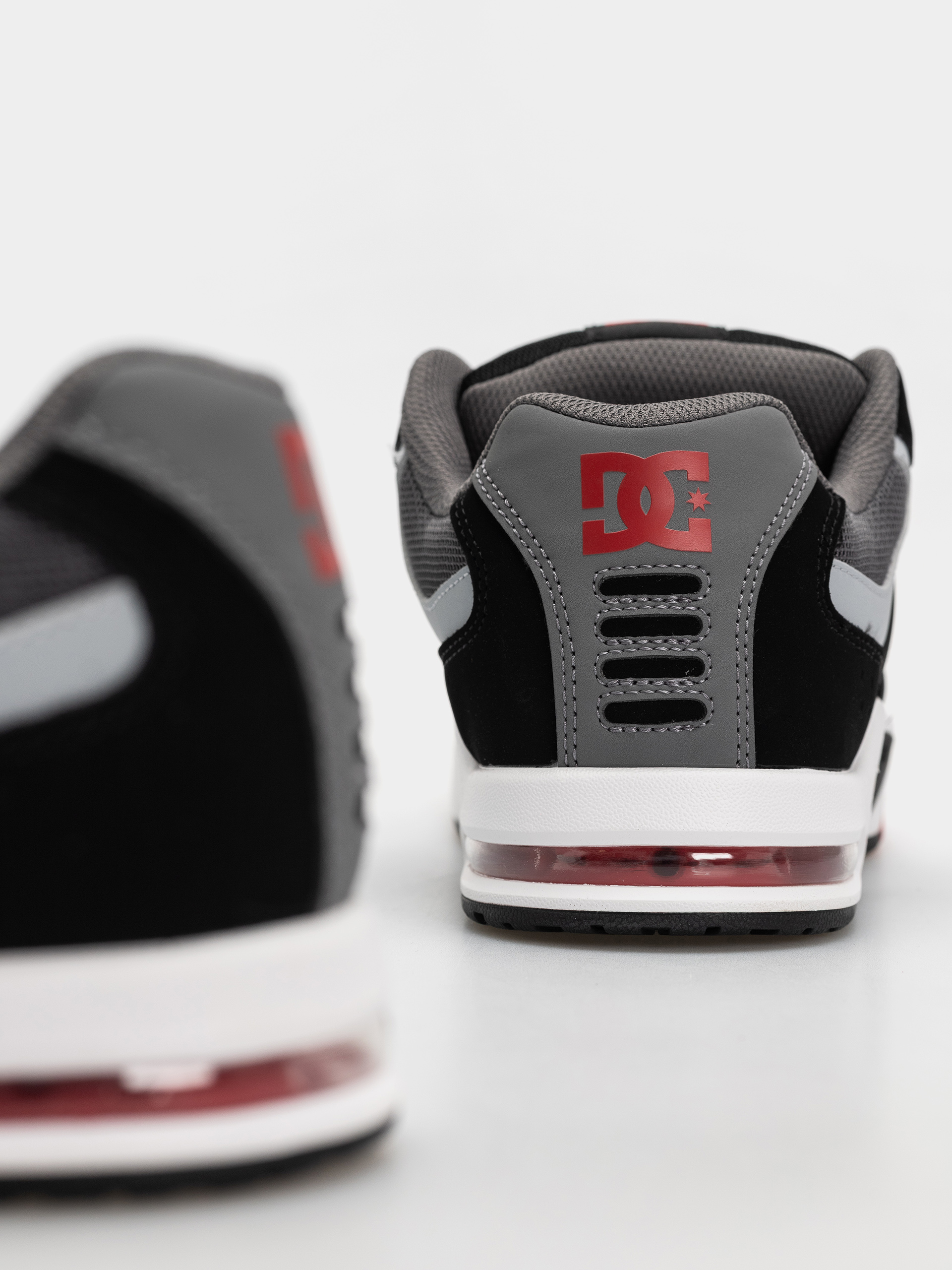 Pantofi DC At 2 (black/grey/red)