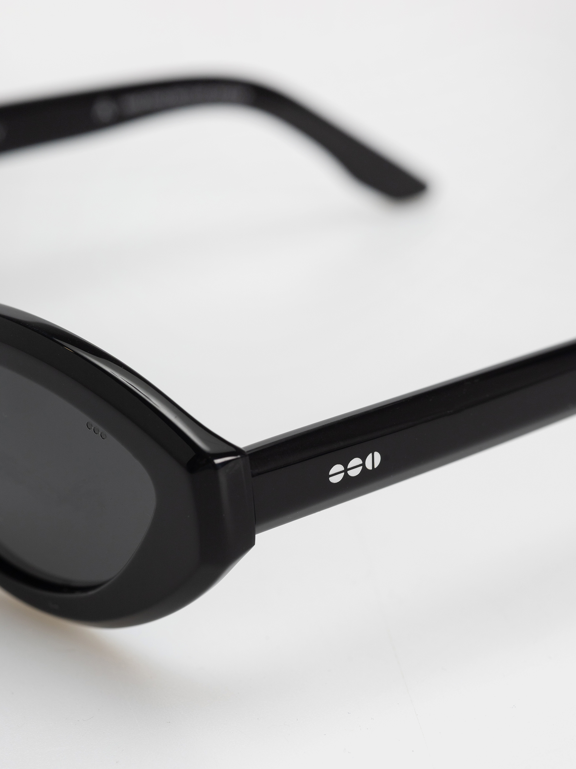 Ochelari de soare Komono Peggy (black)
