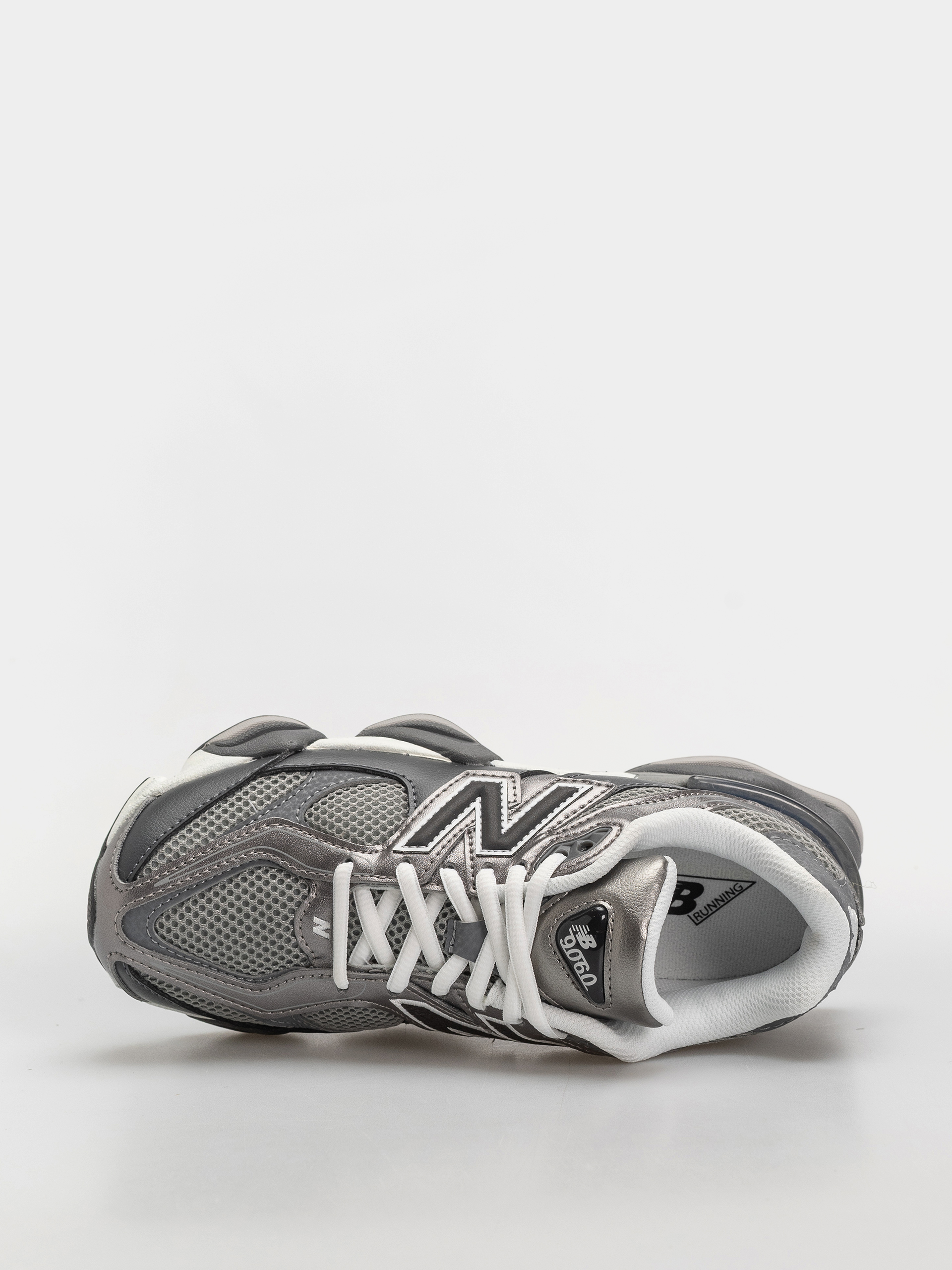 Pantofi New Balance 9060 JR (magnet/faded black)