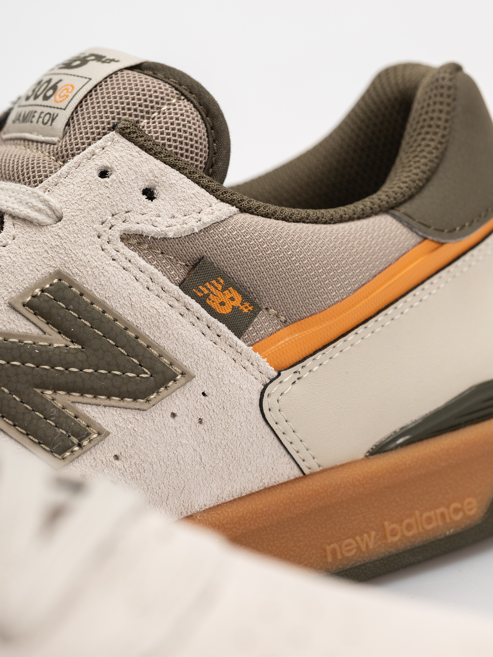 Pantofi New Balance 306 (timberwolf/dark moss)