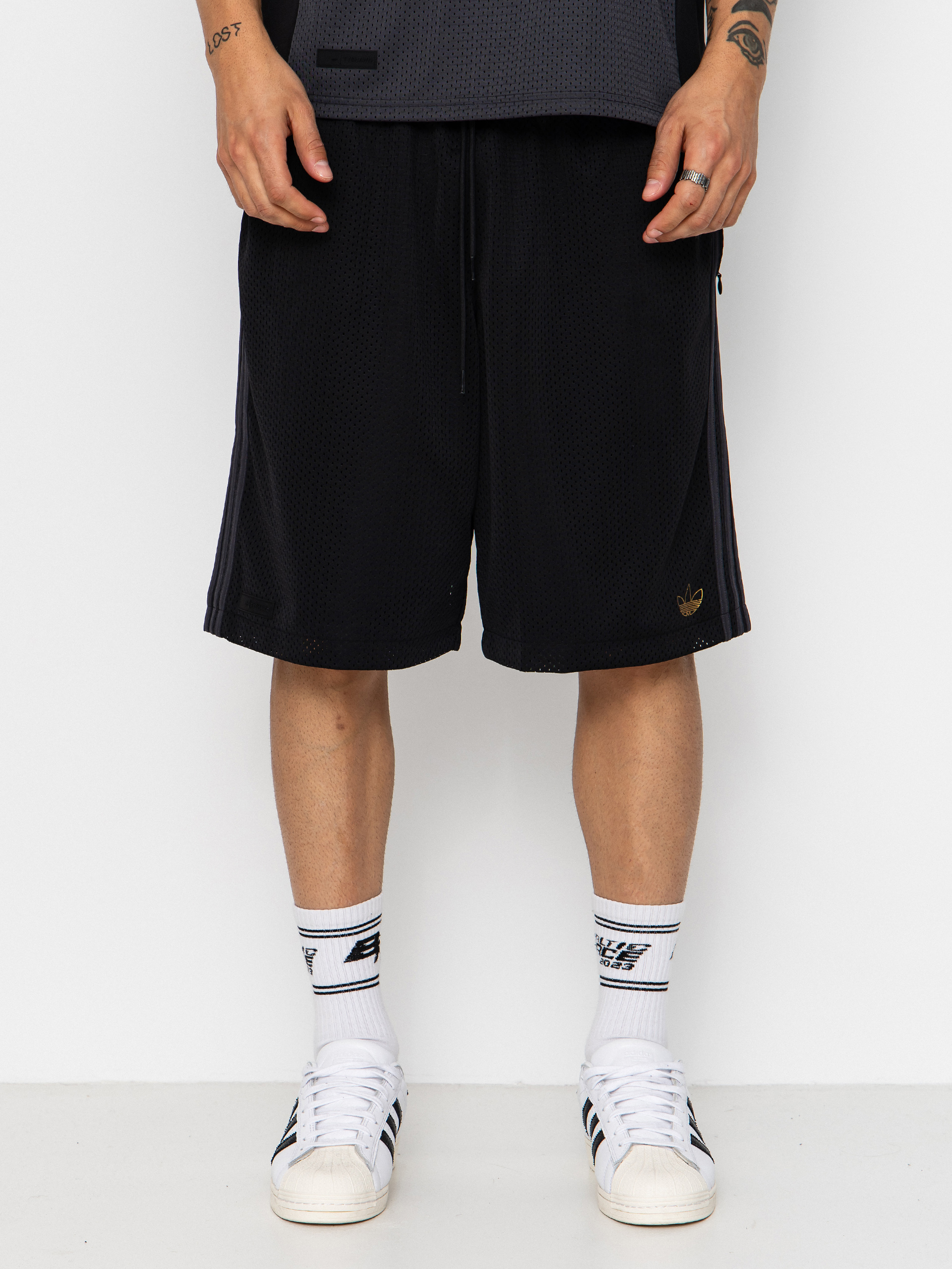 Pantaloni scuru021bi adidas Tyshawn B (black/magold/carbon)