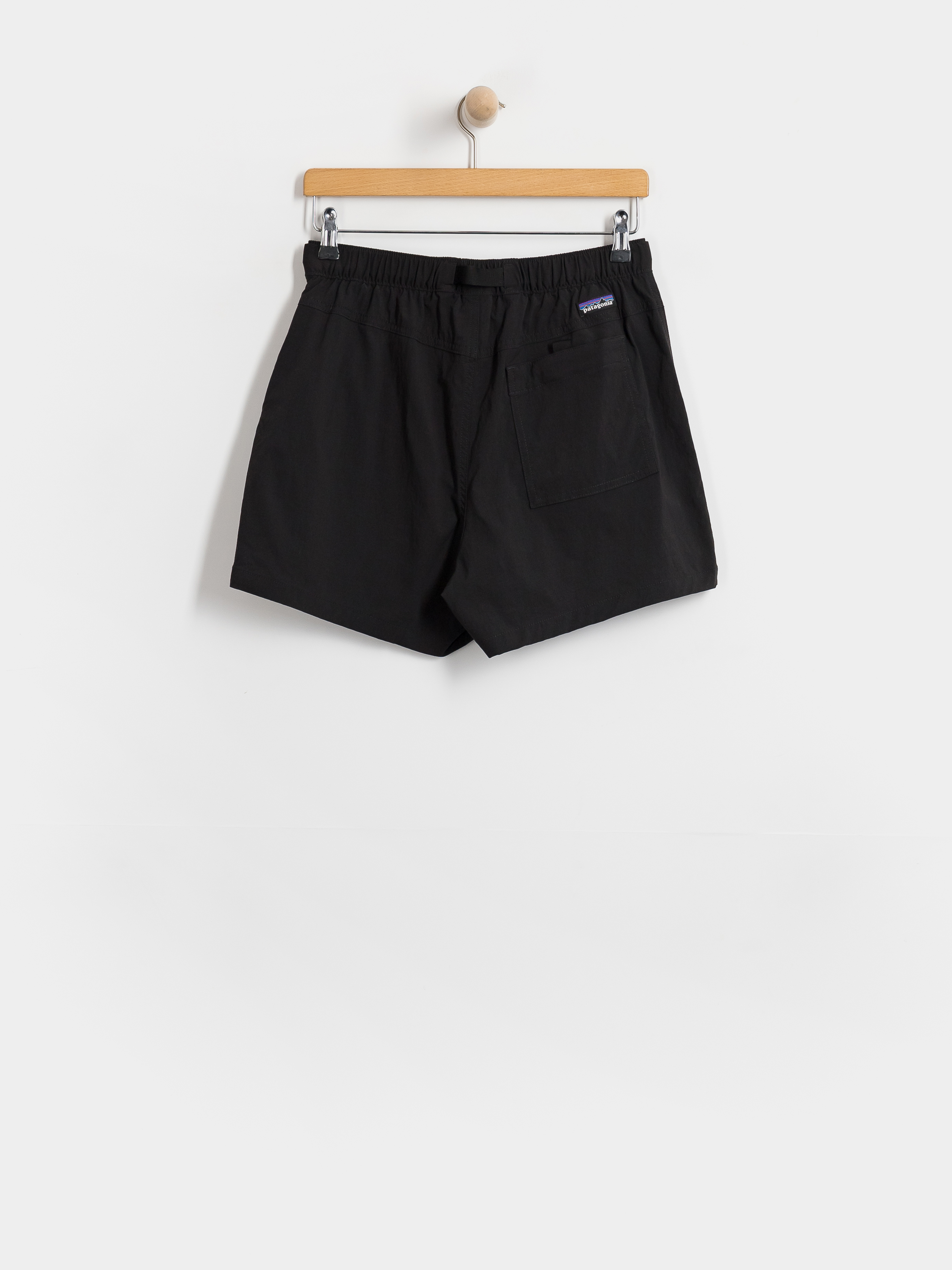 Pantaloni scurți Patagonia Outdoor Everyday Wmn (black)