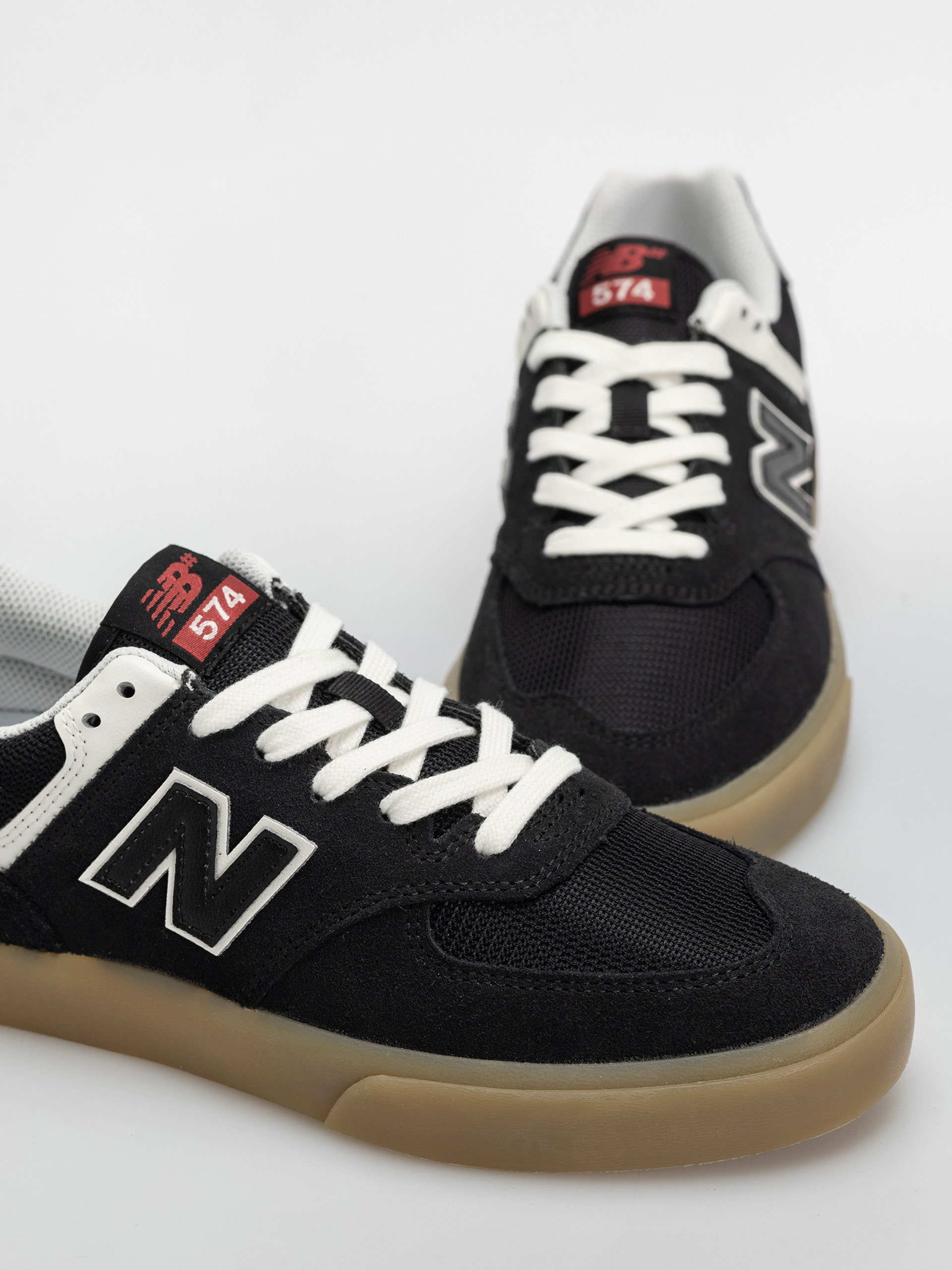 Pantofi New Balance 574 (black/sea salt)