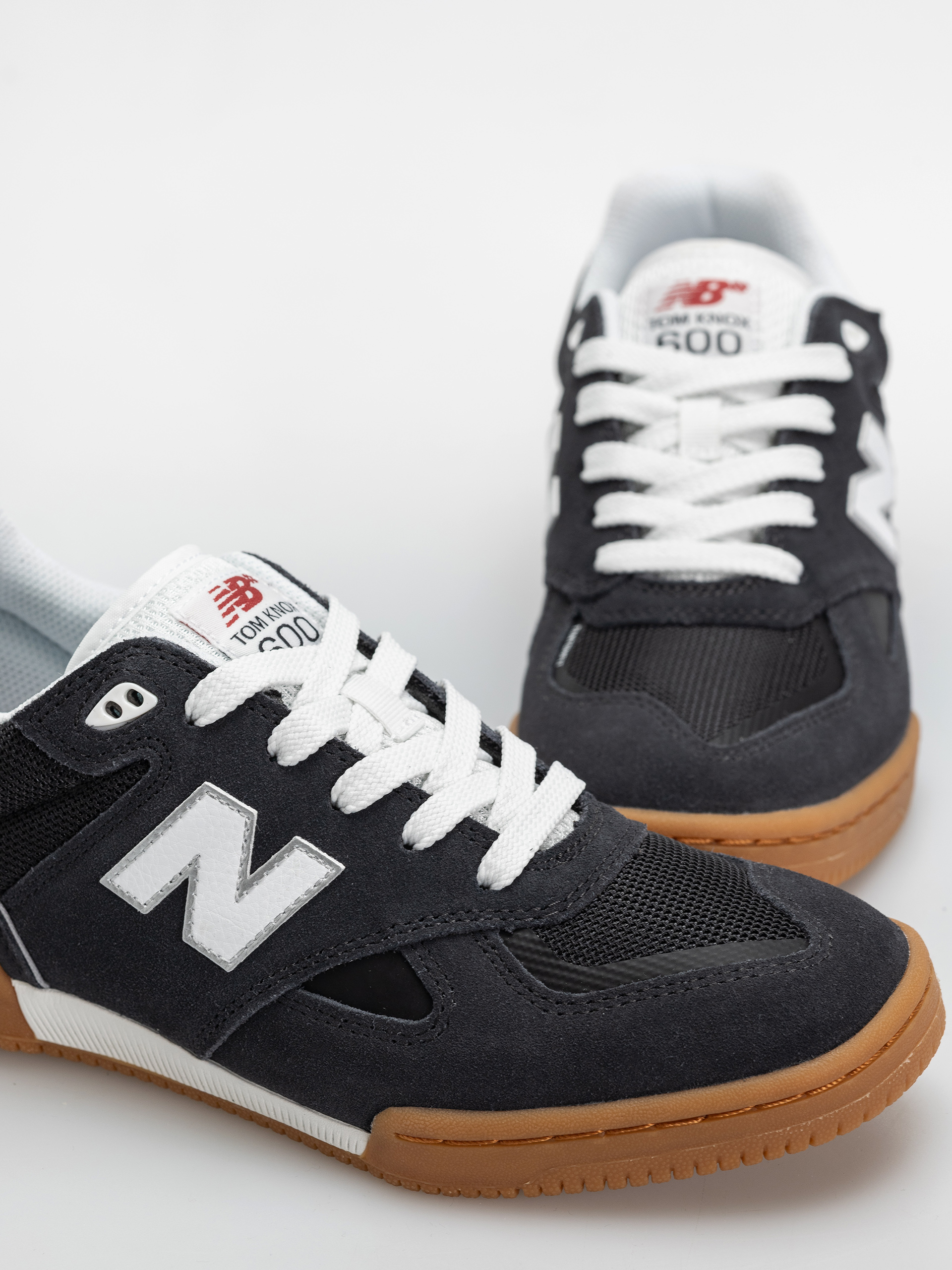 Pantofi New Balance 600 (phantom/103 white)