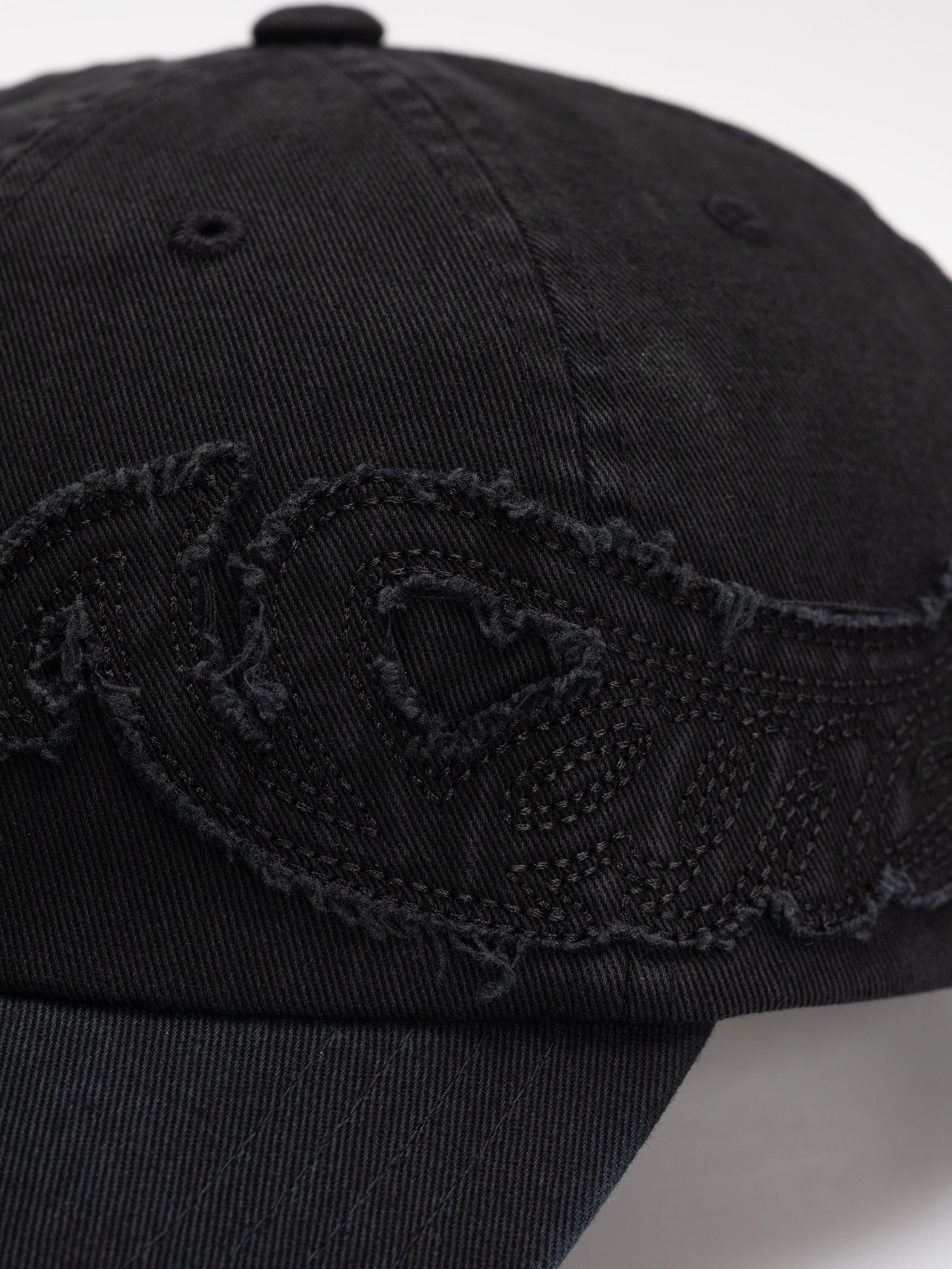 Șapcă Vans Wavy Curved Bill Jockey (black)