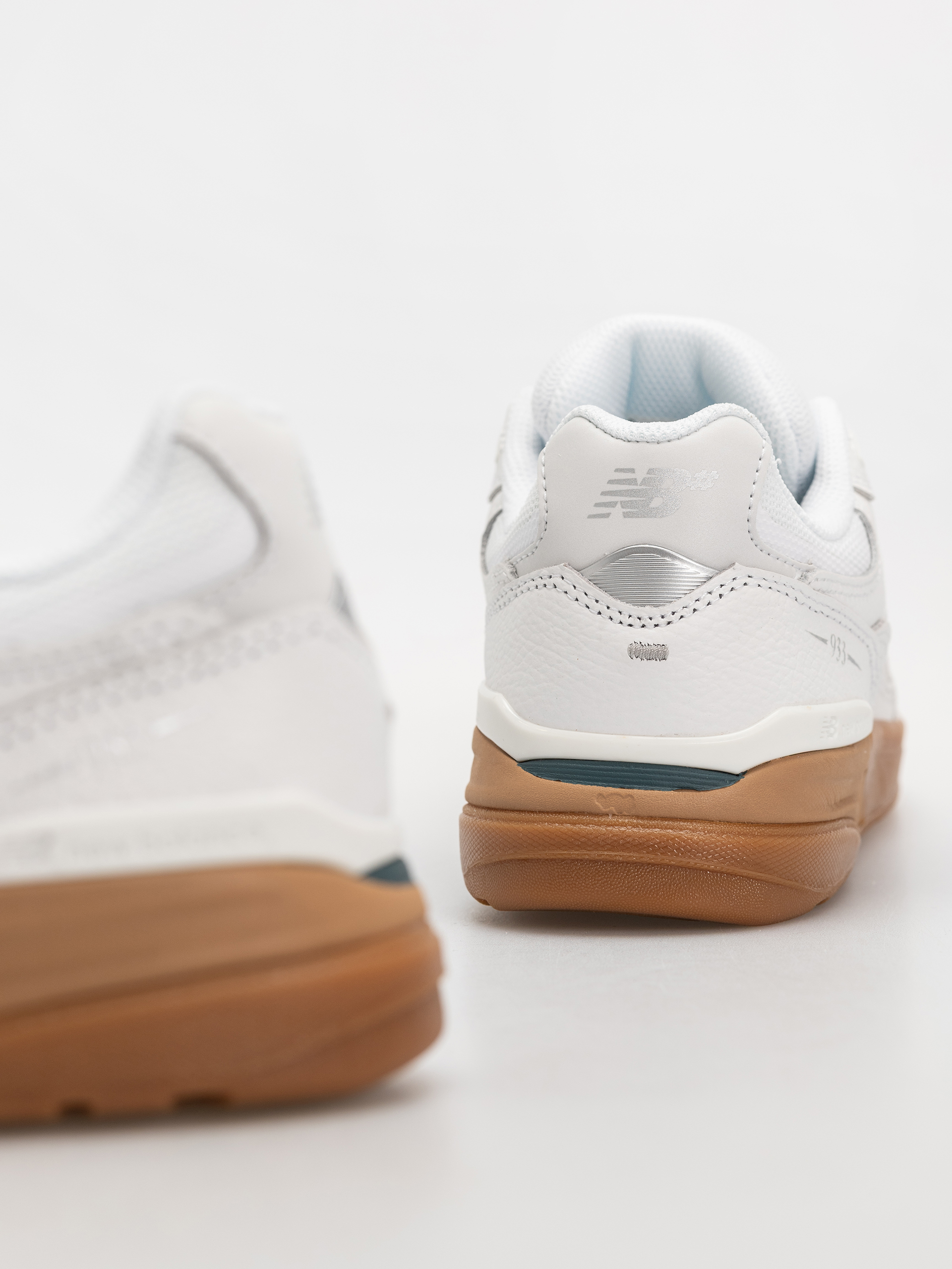 Pantofi New Balance 933 (103 white/black)