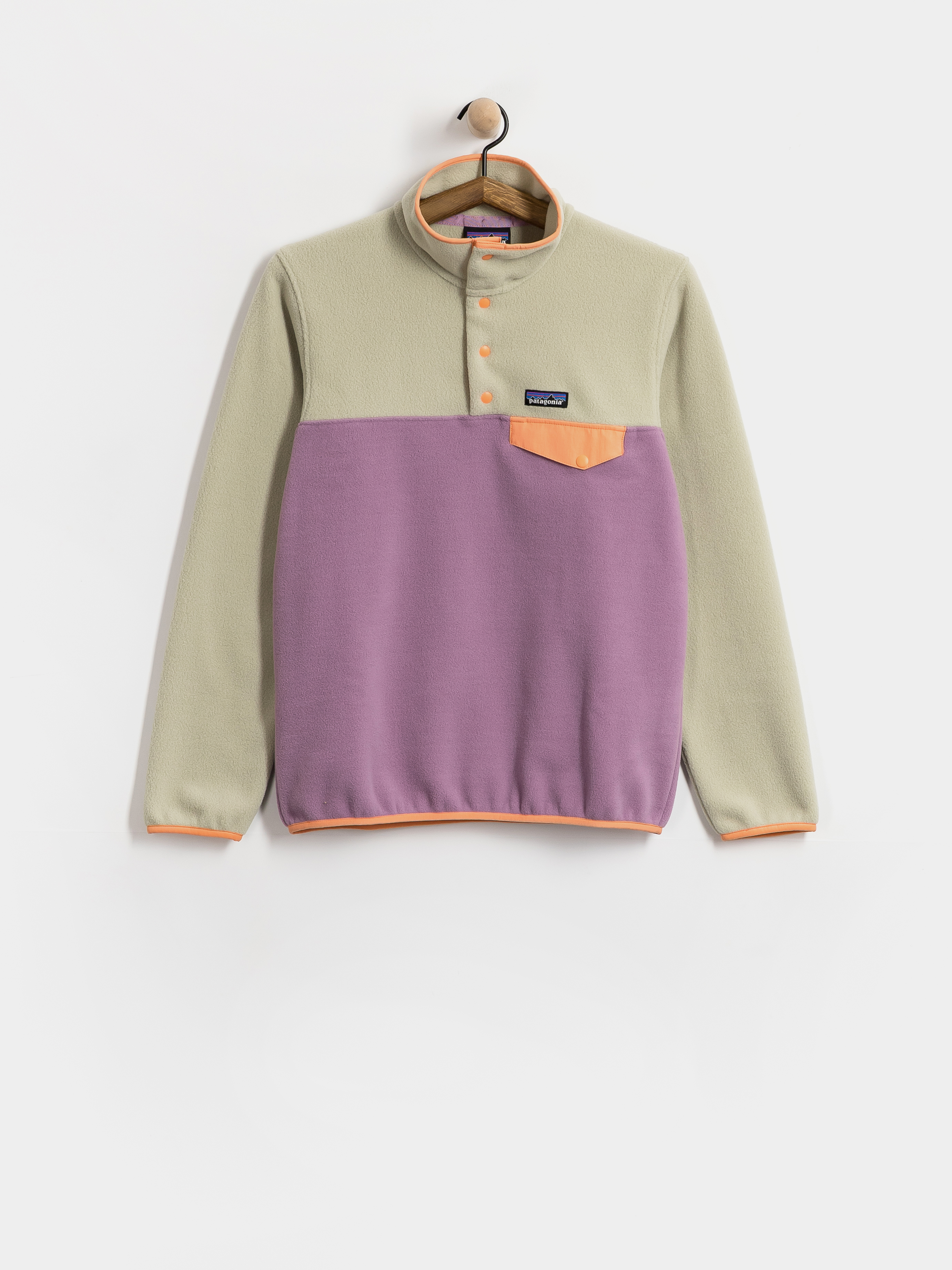 Pentru femei Hanorac din fleece Patagonia Lightweight Synchilla Snap T (light violet)
