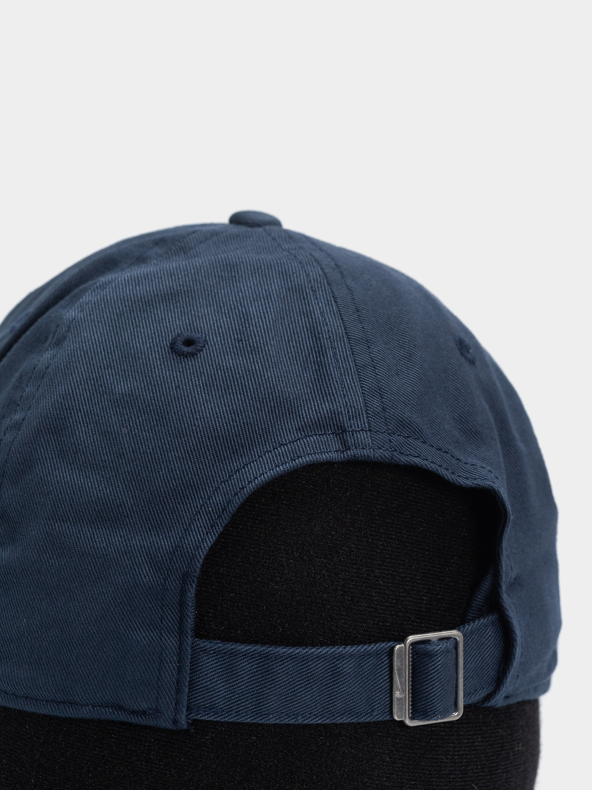 Șapcă Nike SB Club (obsidian/white)