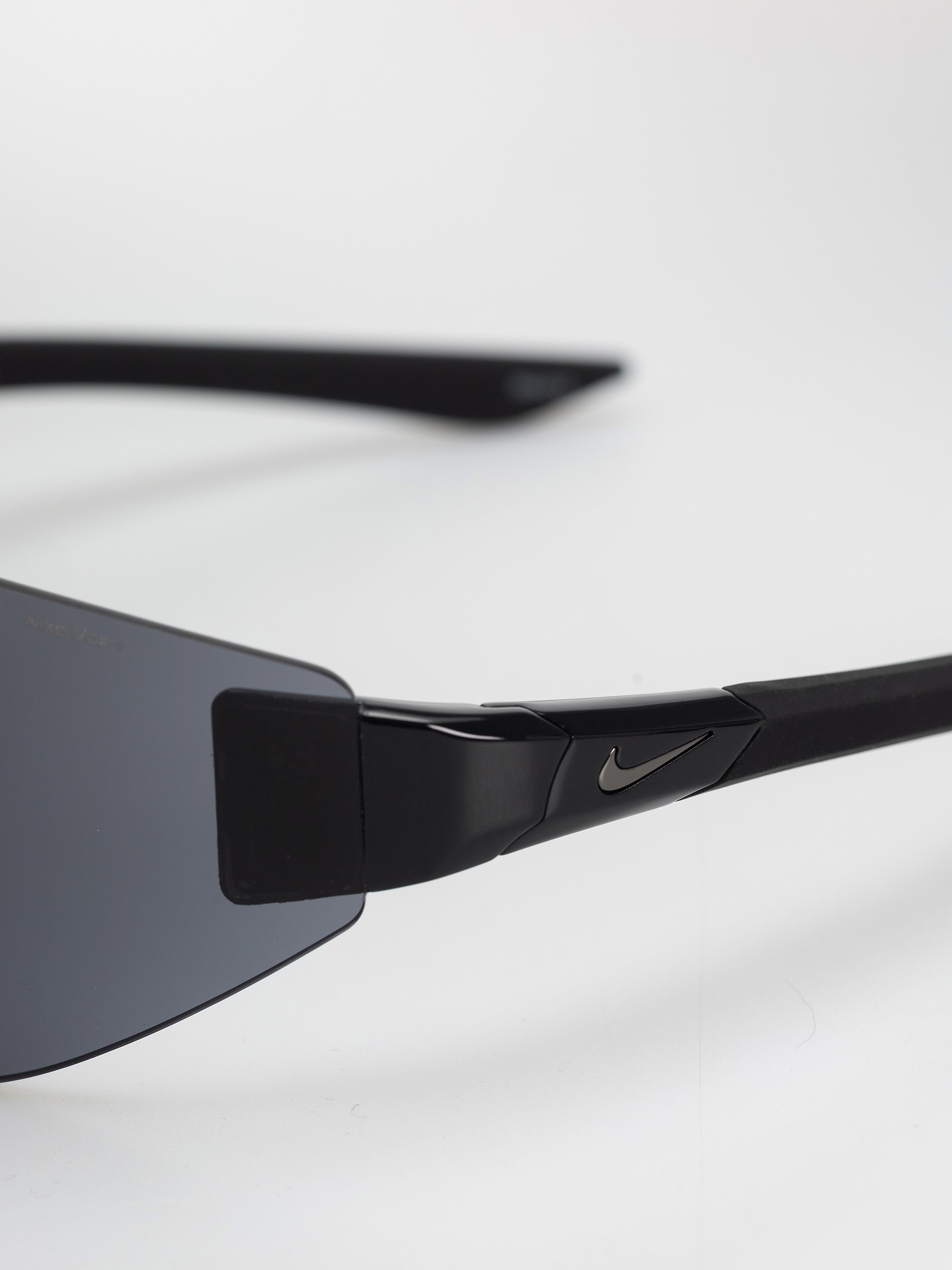 Ochelari de soare Nike Athena Edge (black/grey)