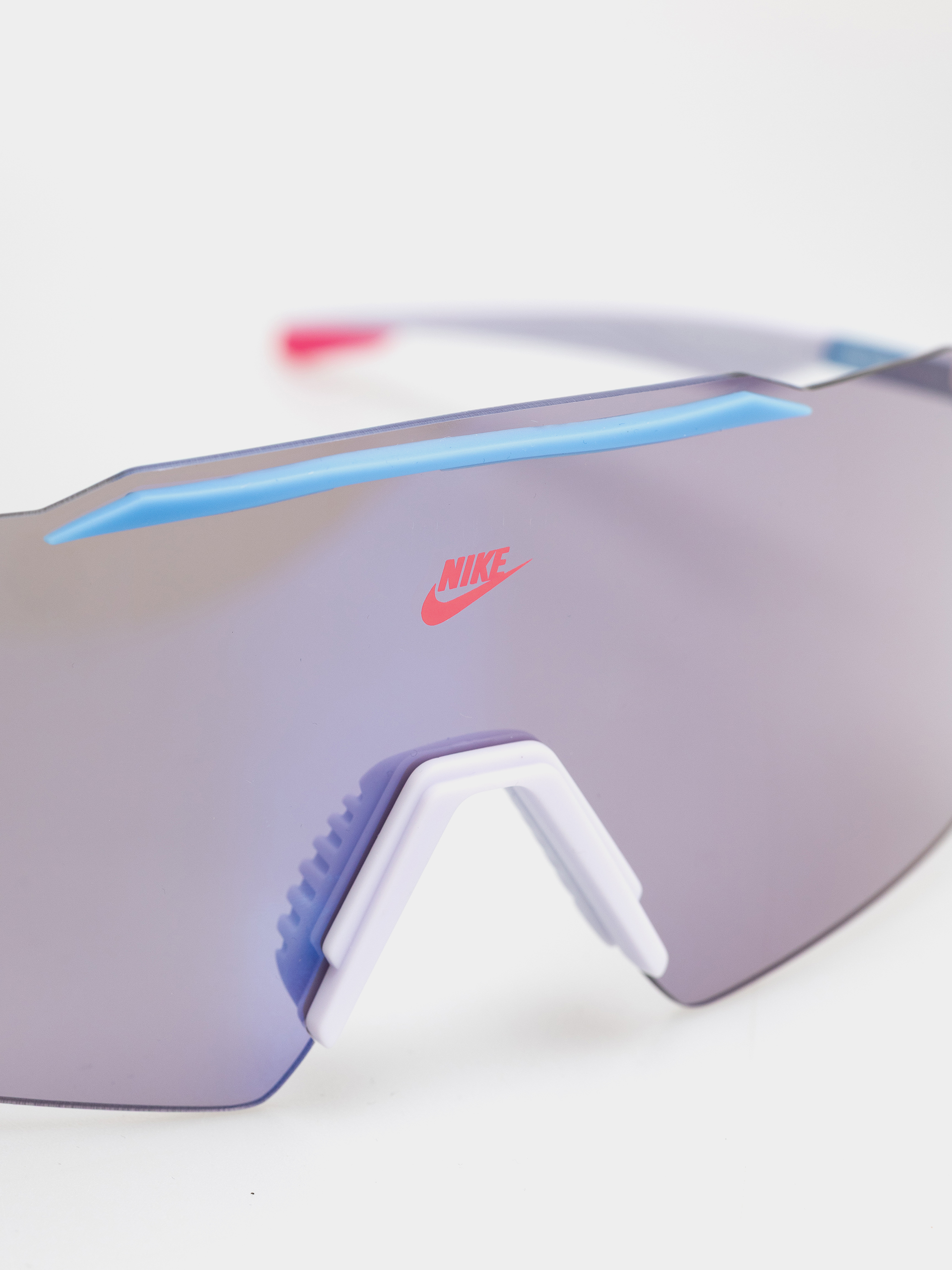 Ochelari de soare Nike Limitless Shield (amethyst tint/blue flash)