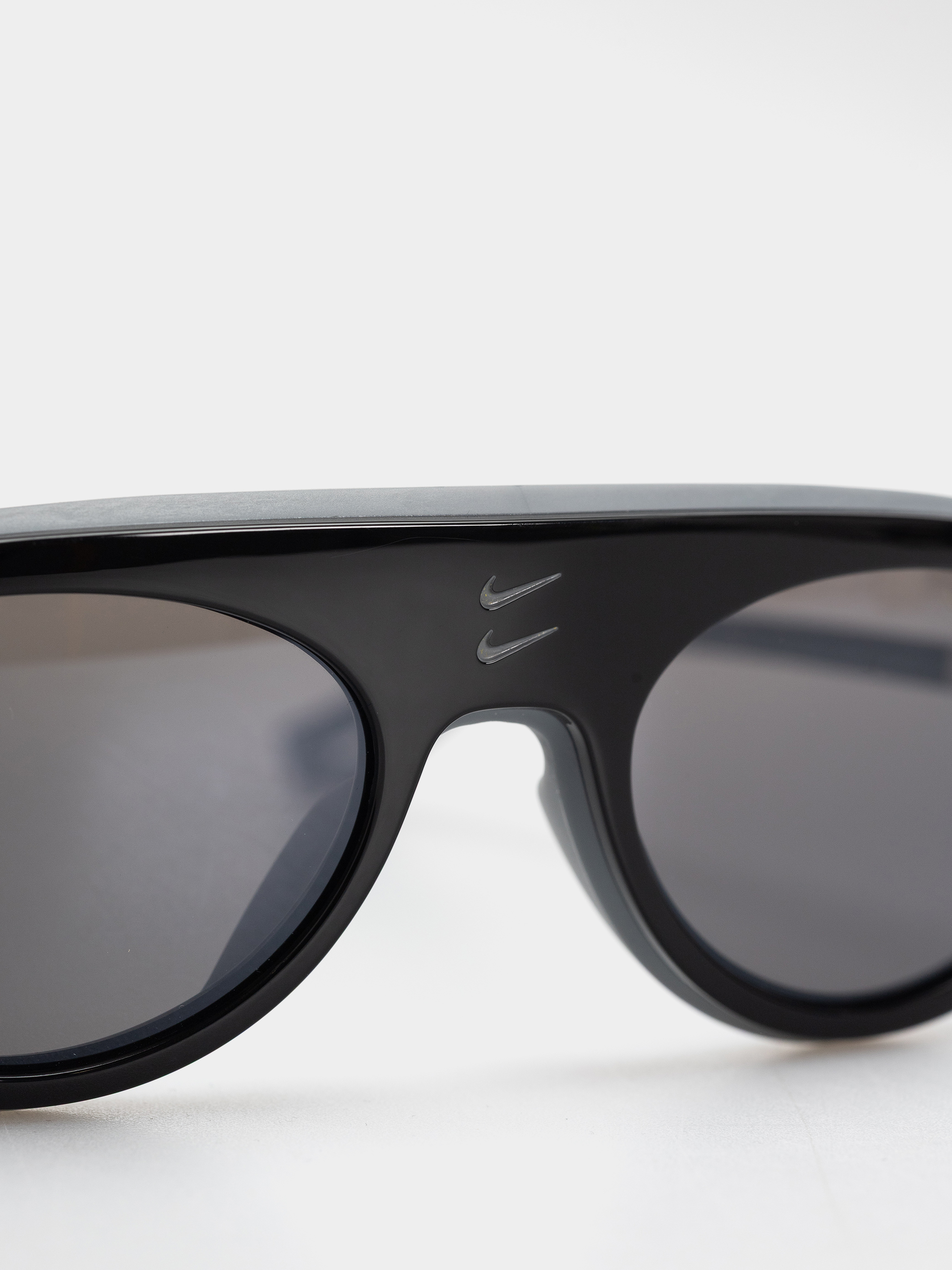 Ochelari de soare Nike Forge Envy (black/grey)