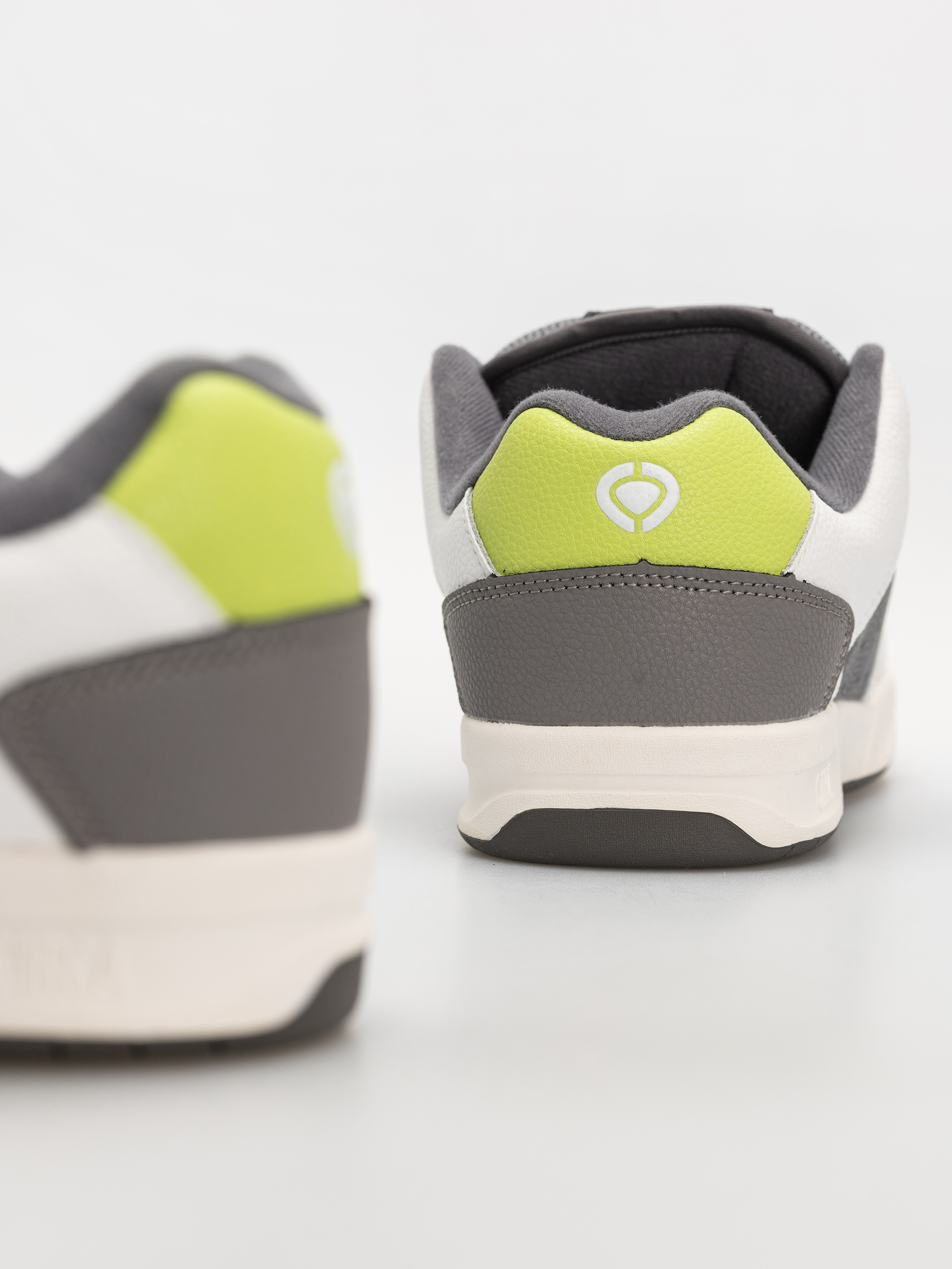 Pantofi Circa 805 (dark gray/white/lime)