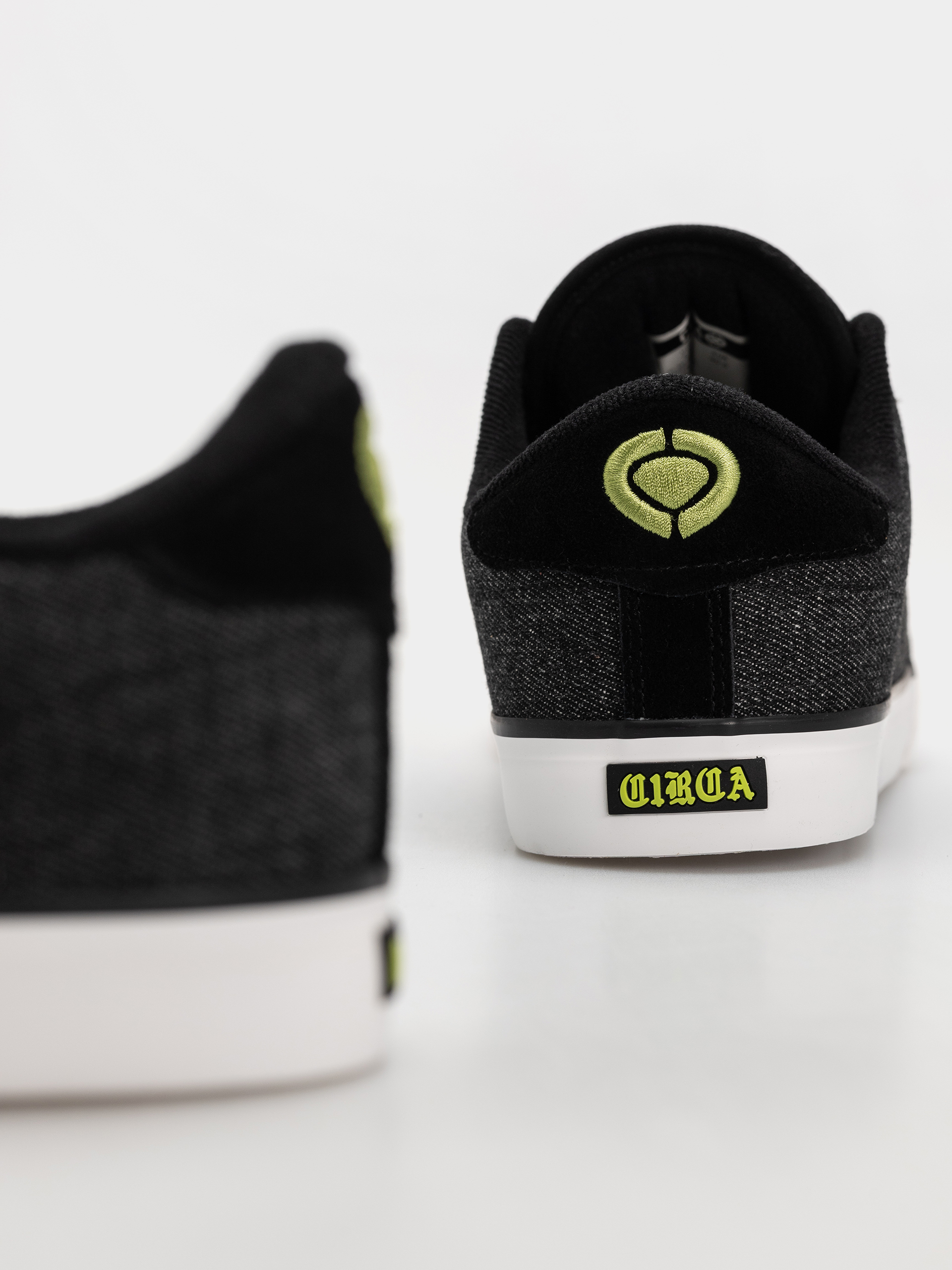 Pantofi Circa Al 50 (black/lime/white)