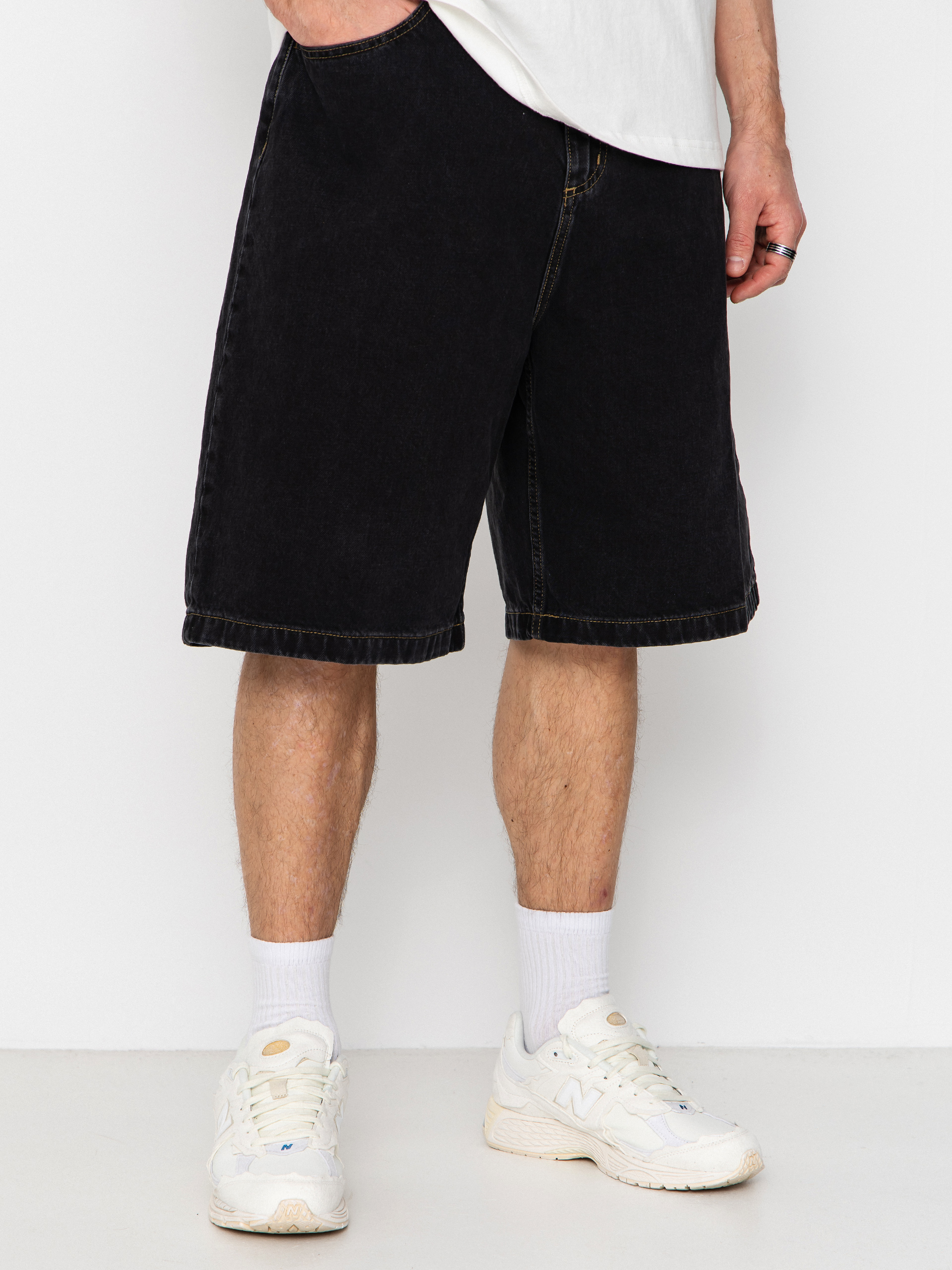 Pantaloni scurți Carhartt WIP Brandon (black stone washed)