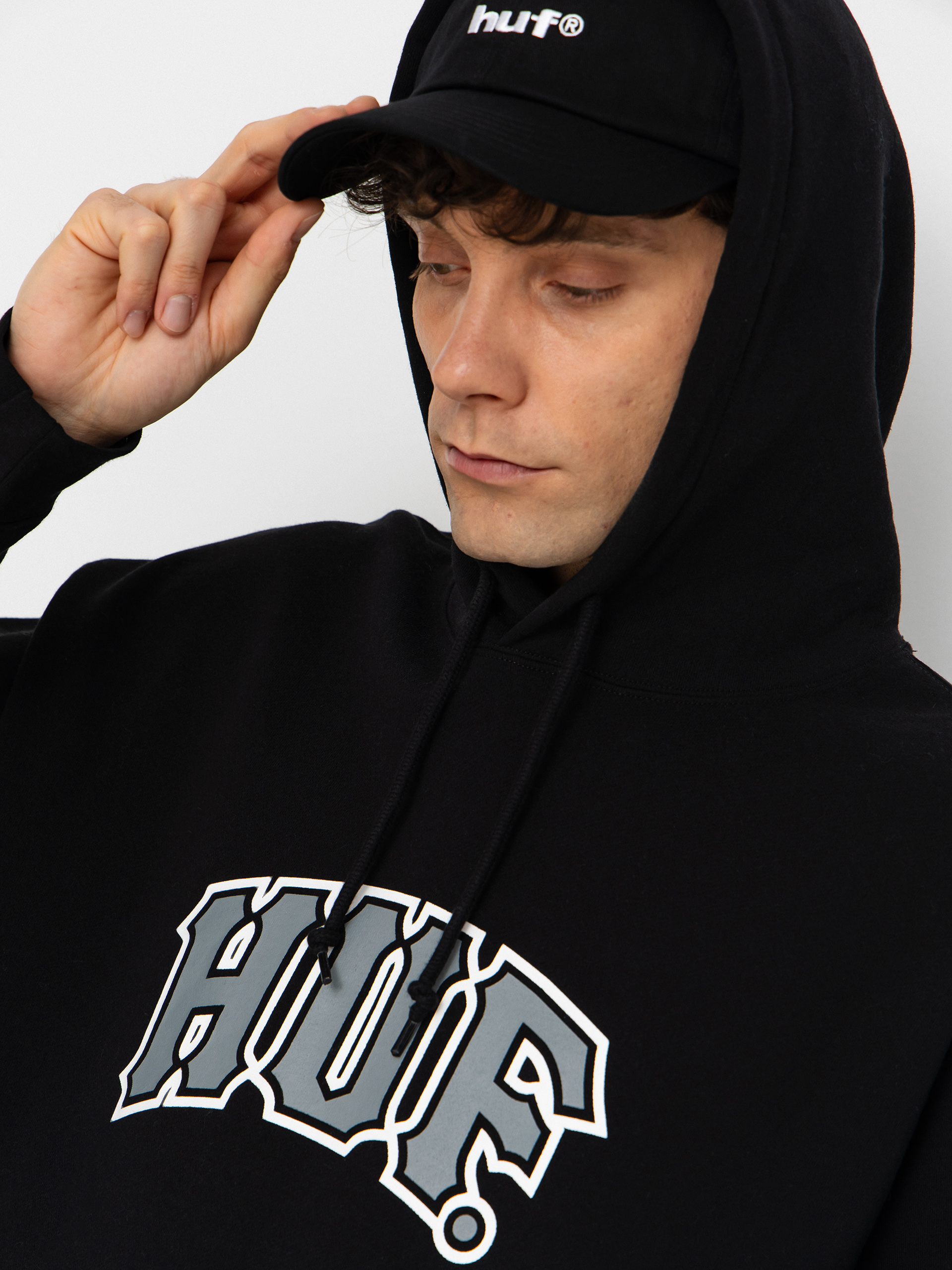 Hanorac cu glugă HUF Classic Arch HD (black)