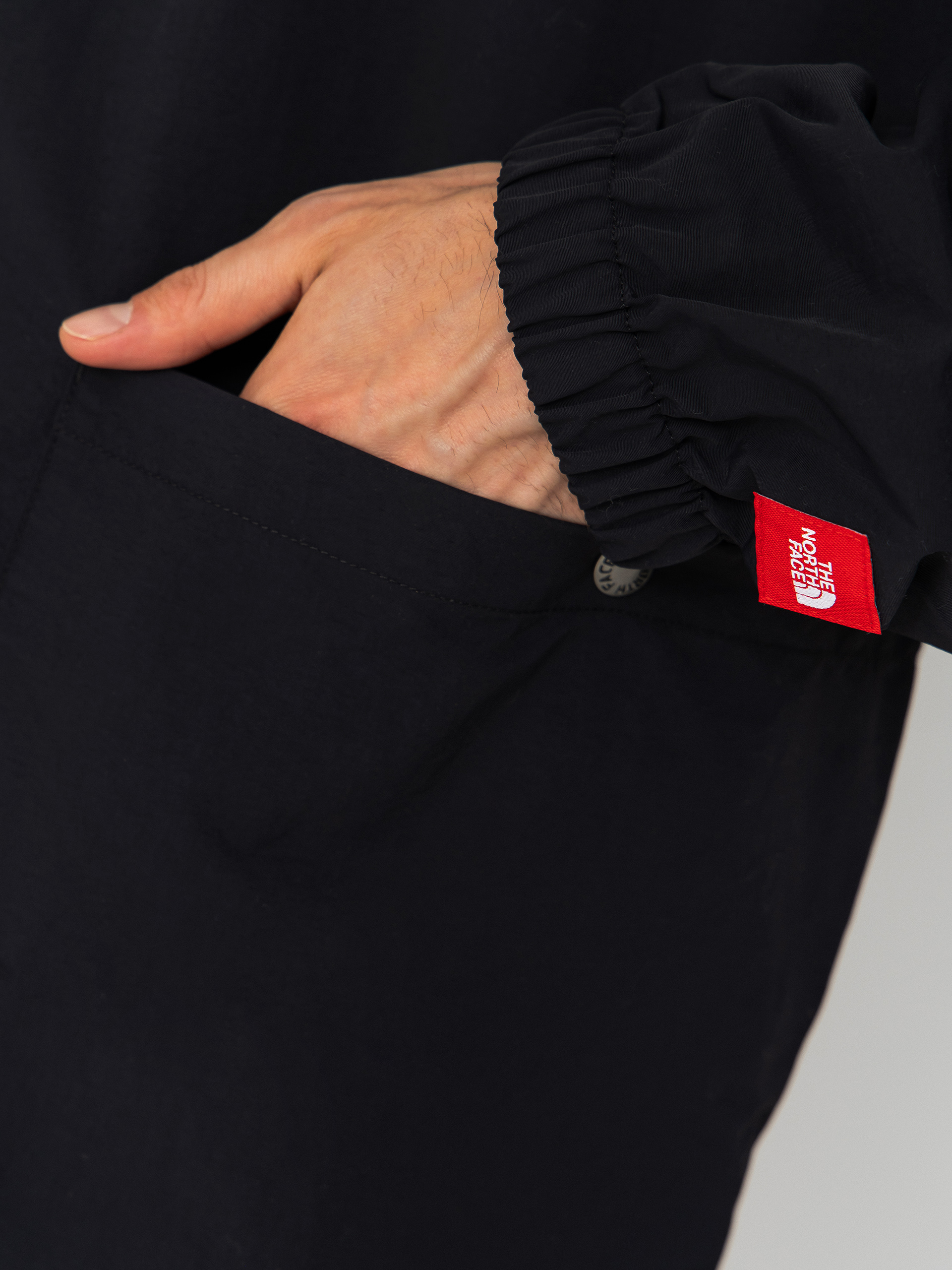 Longsleeve The North Face Tnf Red Box Nylon (tnf black)