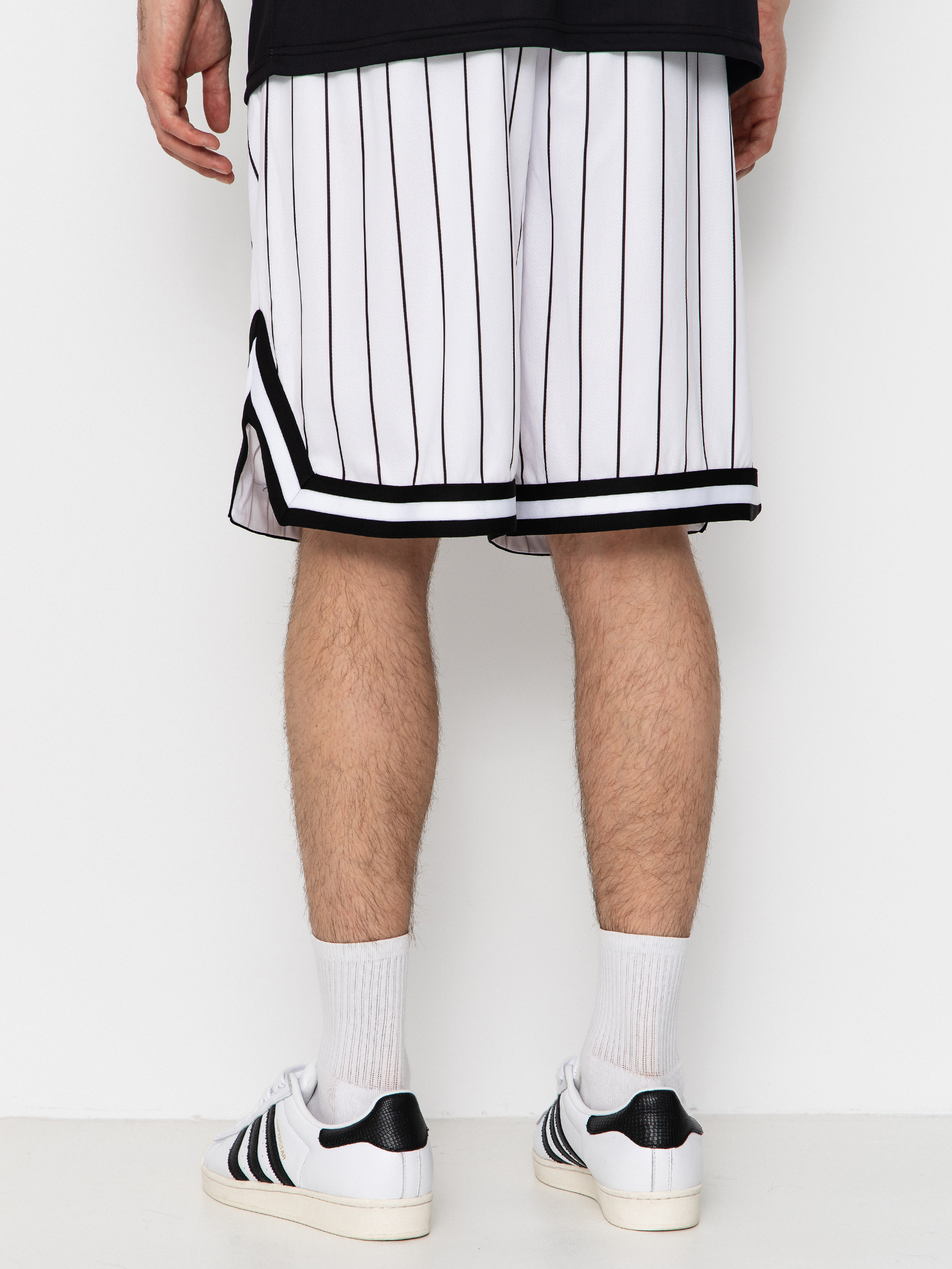 Pantaloni scurți Karl Kani Small Signature Pinstripe Mesh (white/black)