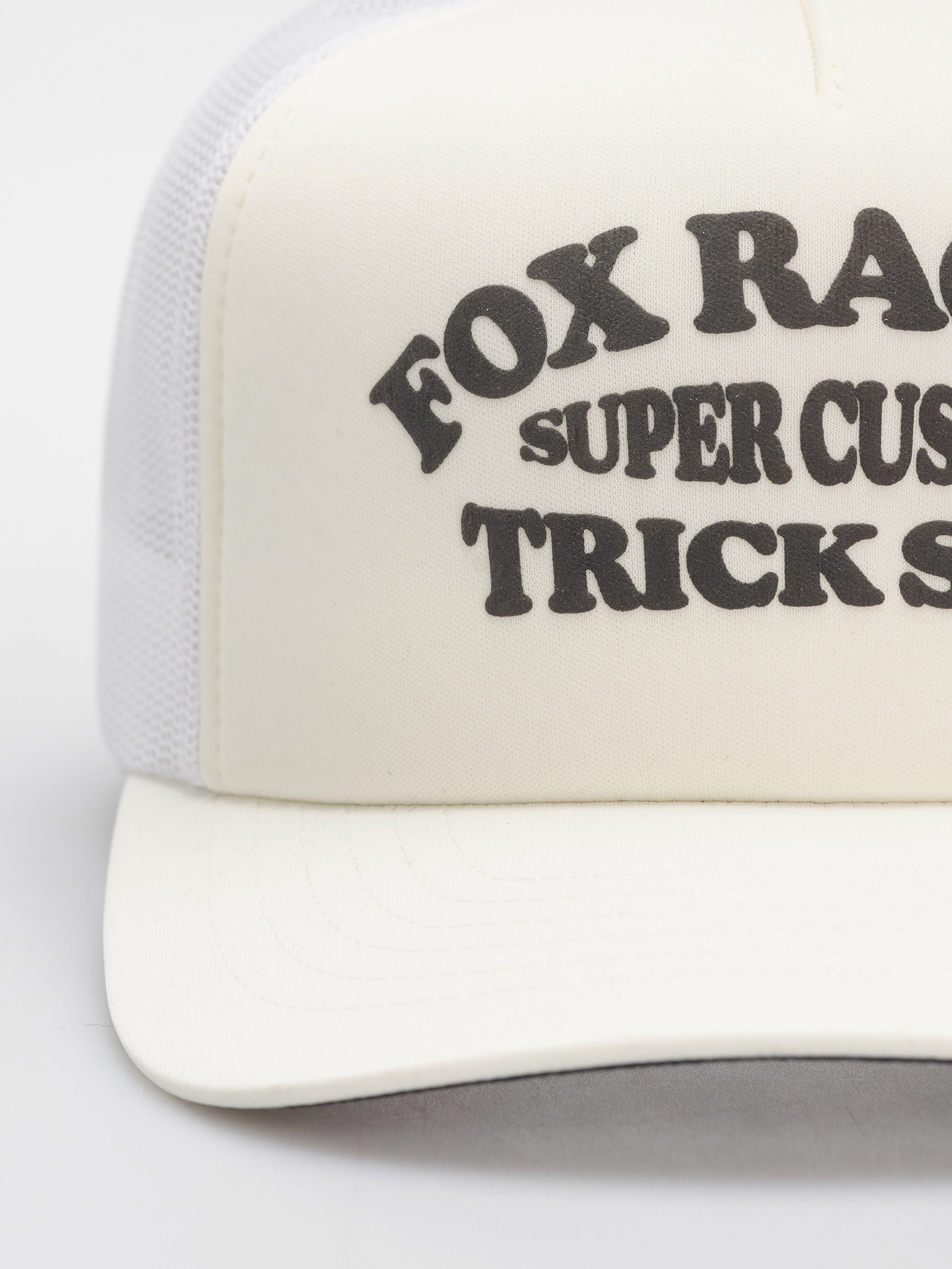Șapcă Fox Trick Mesh Trucker (off white)