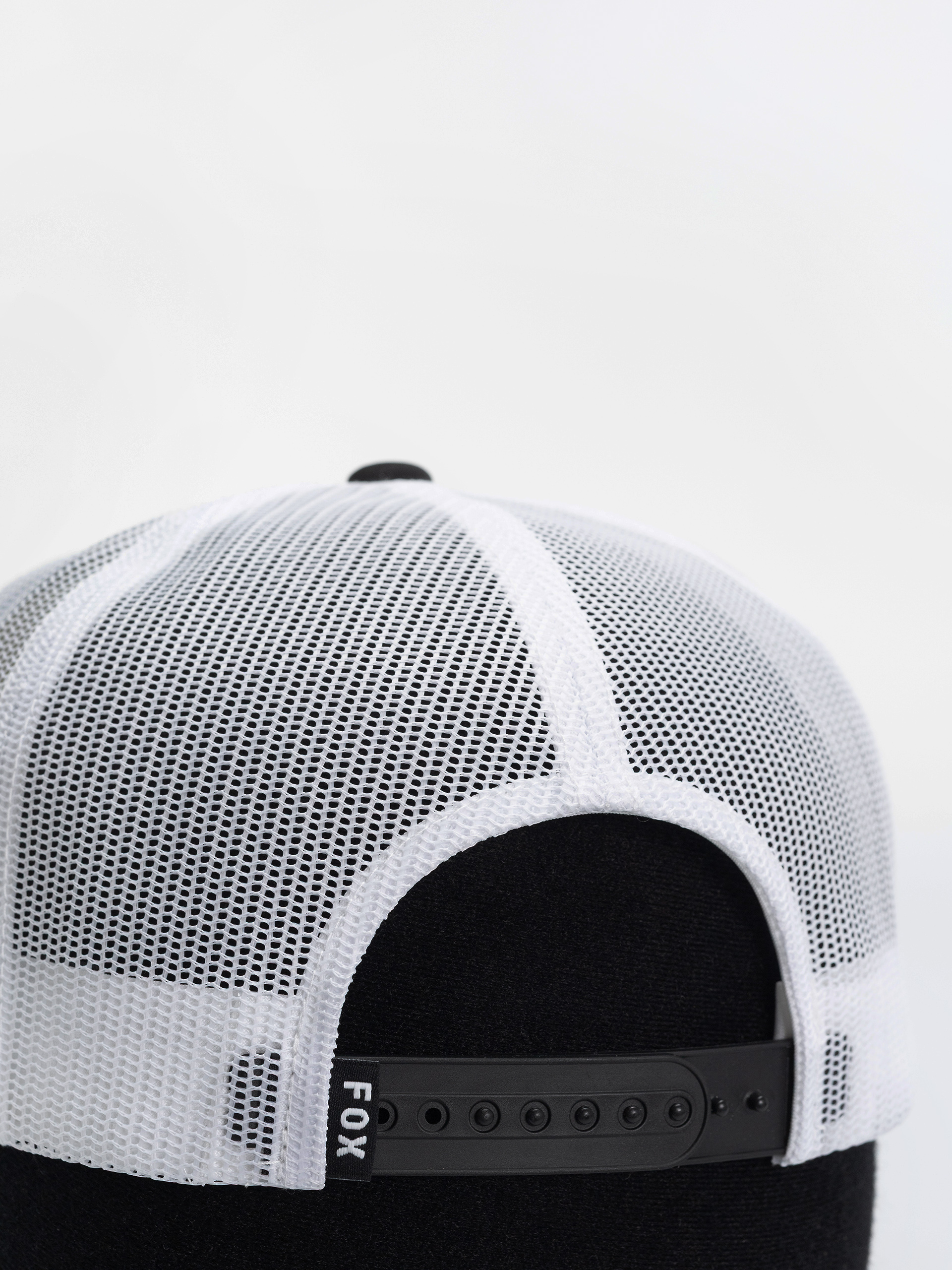 Șapcă Fox Trick Mesh Trucker (off white)