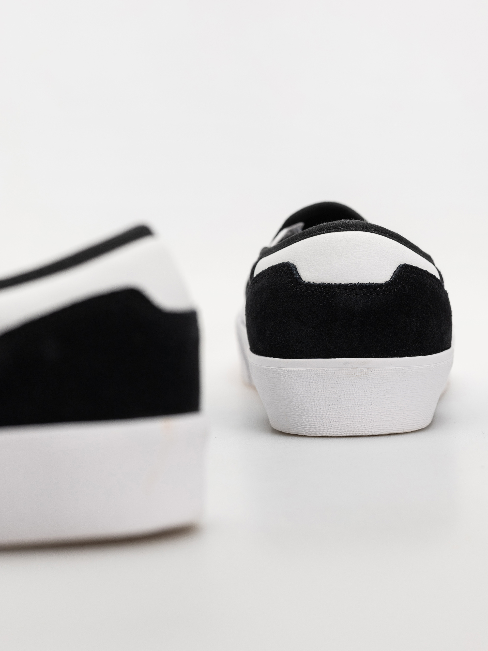 Pantofi adidas Shmoofoil Slip Rx (cblack/ftwwht/gum4)