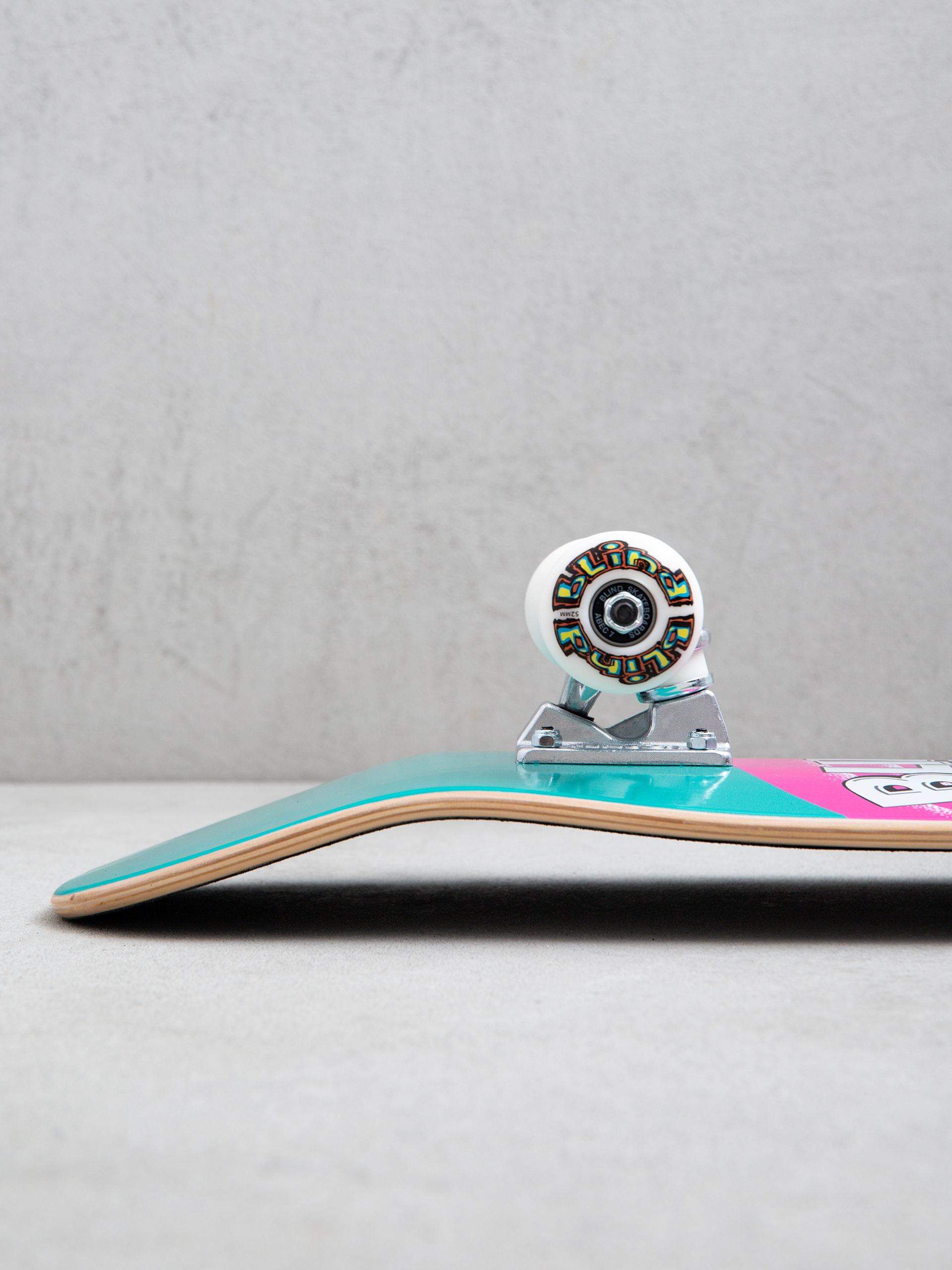 Skateboard Blind Reaper Impersonator (neon)