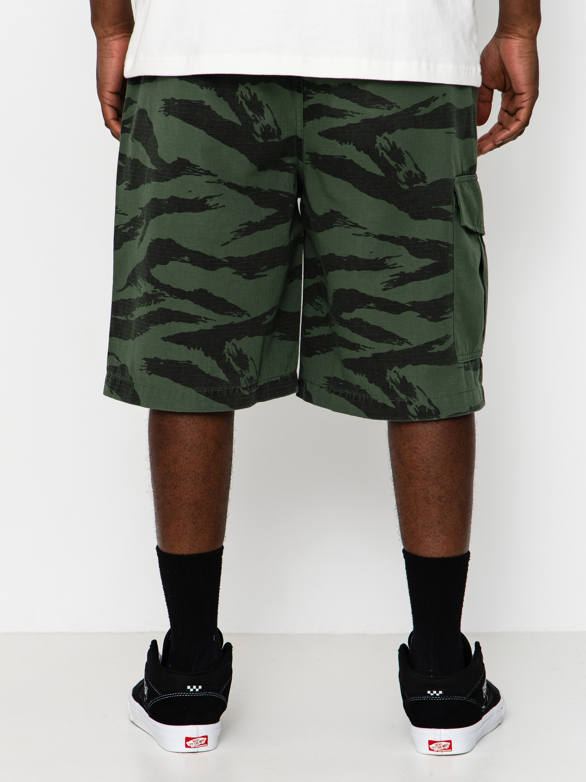 Pantaloni scurți RipNDip Camo (military green)