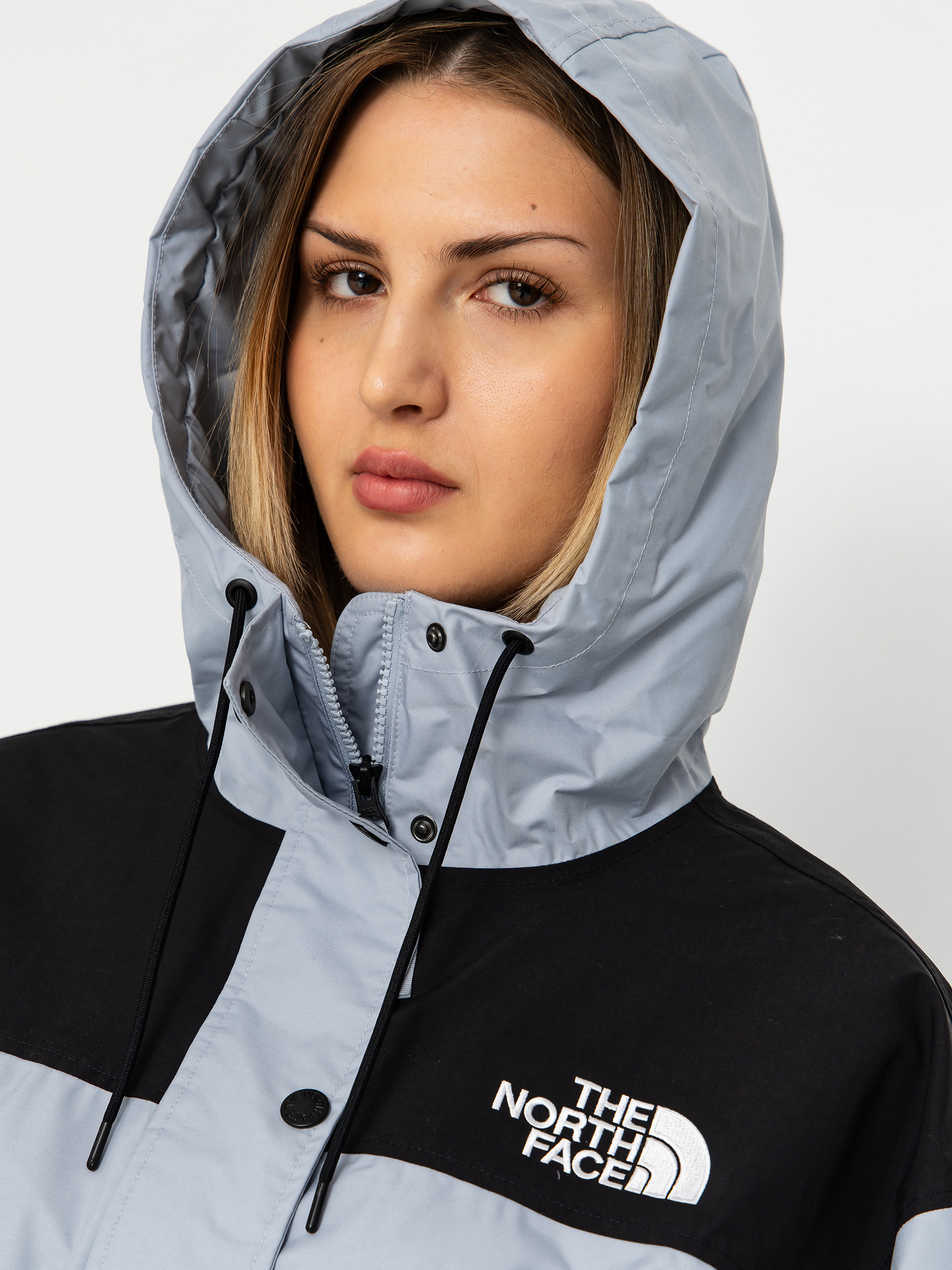 Geacă The North Face Reign On Wmn (frost grey/tnf)