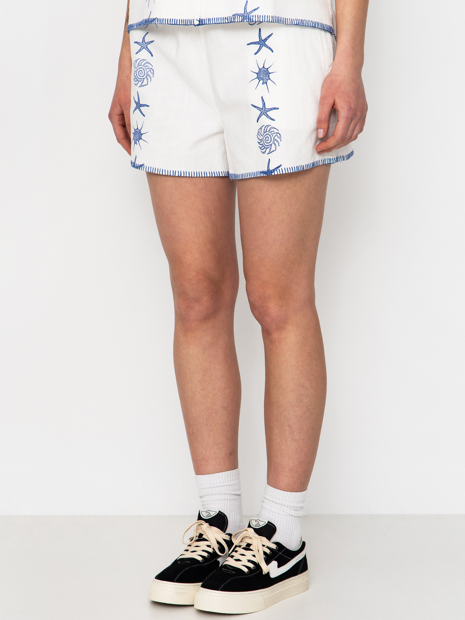 Pantaloni scurți Santa Cruz Reef Wmn (off white)