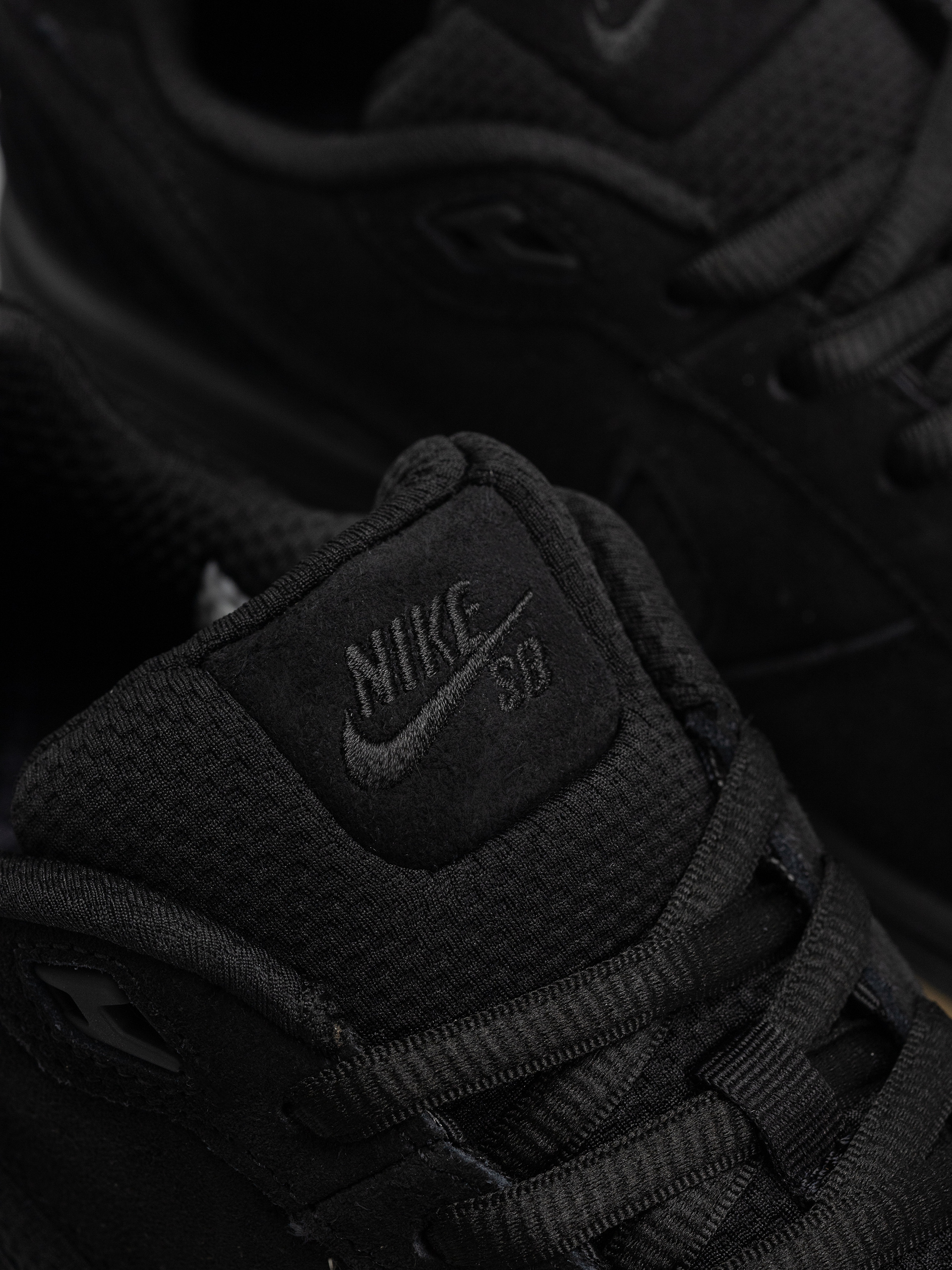 Pantofi Nike SB Paul Rodriguez Zoom Air Low (black/black/black/gum light brown)